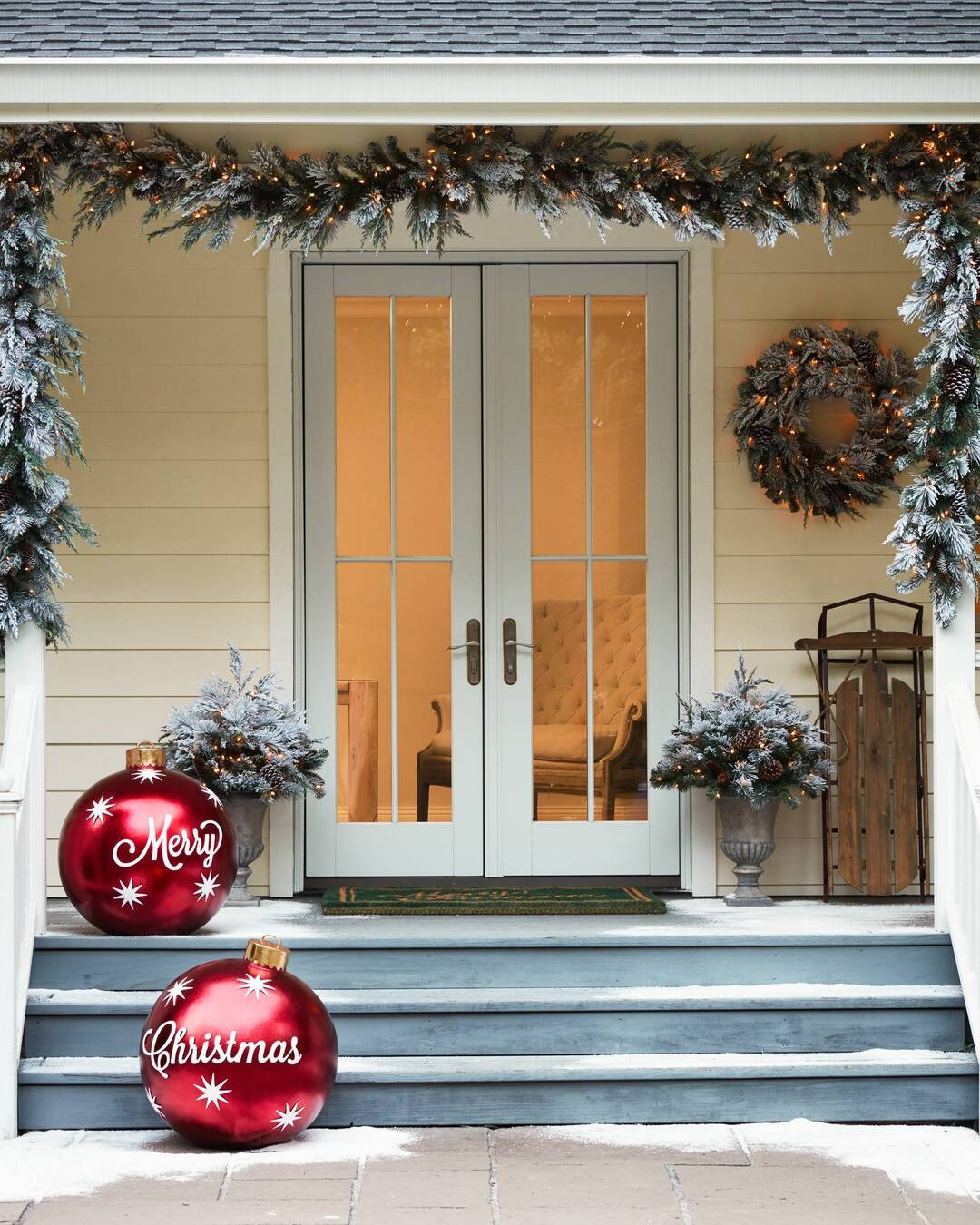 Giant PVC Christmas Outdoor Balloons – Festive Holiday Decor