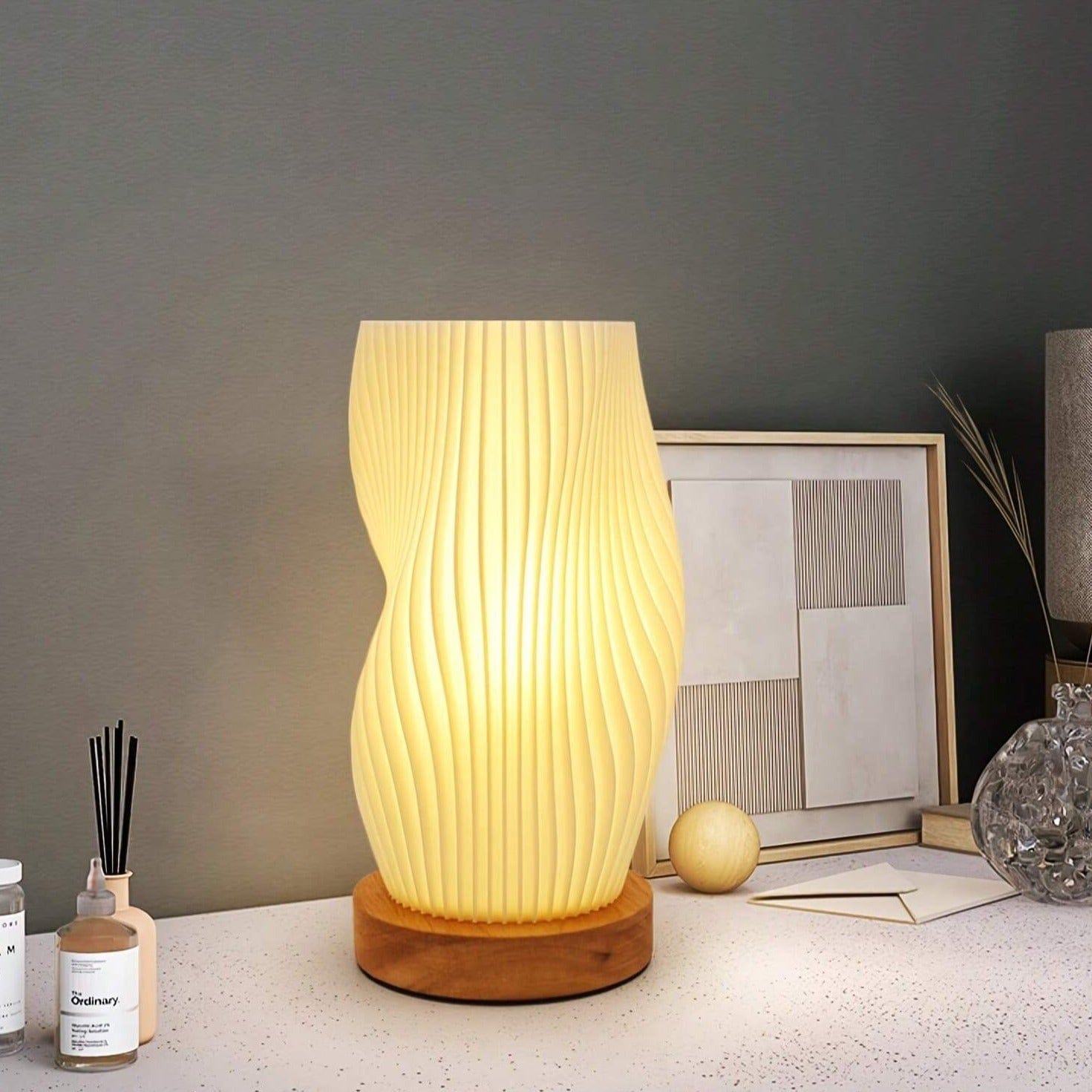 Serene Wavecrest Lamp – Sleek, Dimmable LED with USB Plug-In