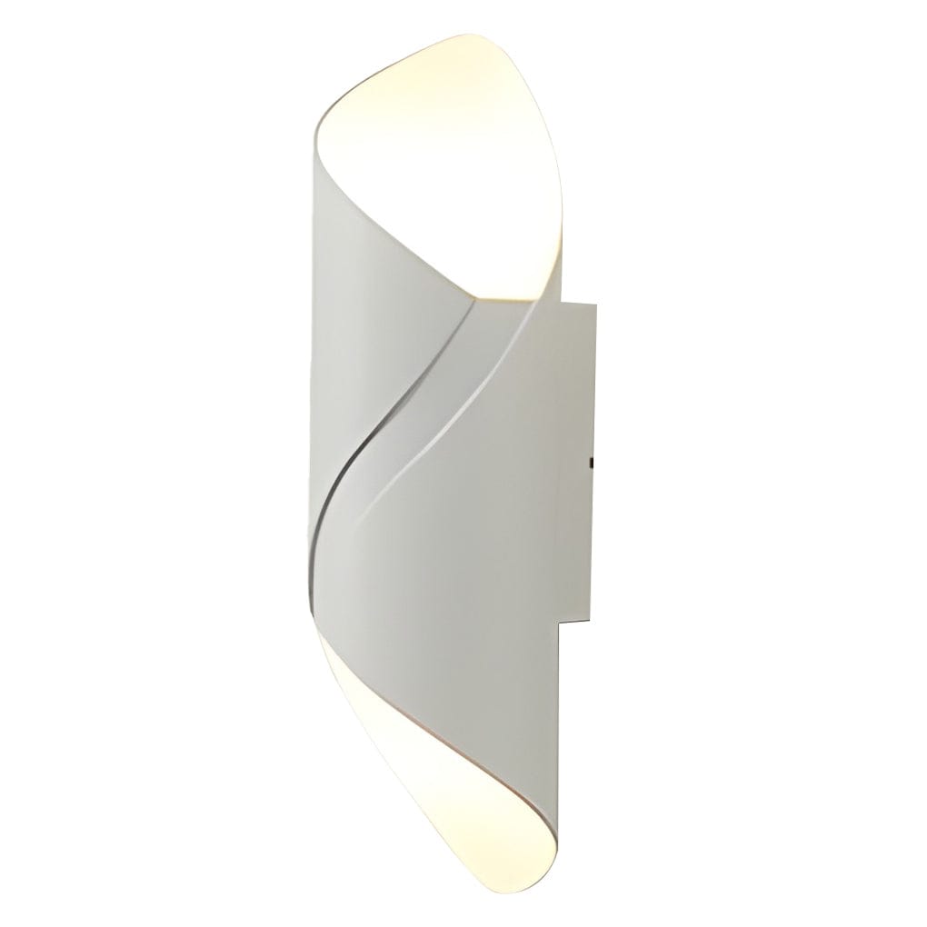 Versatile Outdoor Wall Lamp for Indoor and Outdoor Spaces