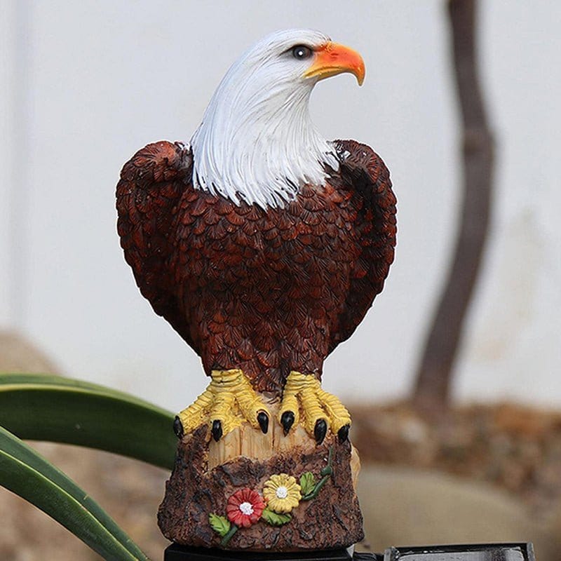 Solar-Powered Eagle Garden Light – Automatic Day/Night Operation