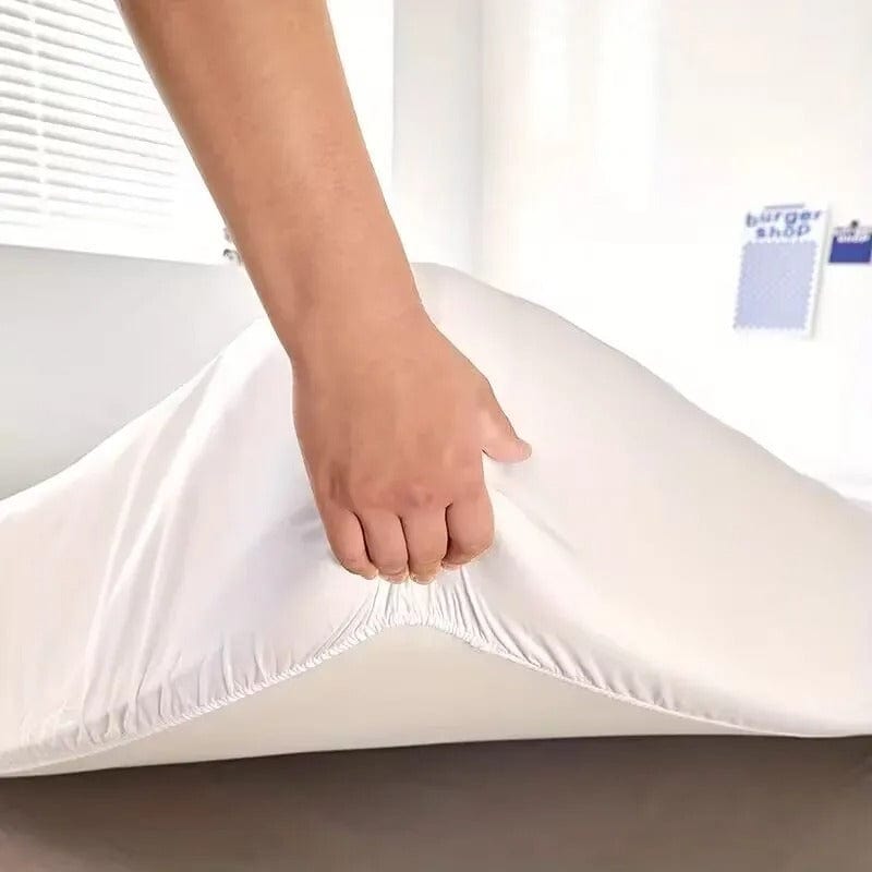 Cotton Fitted Sheet with 2 FREE Pillowcases – Snug Fit