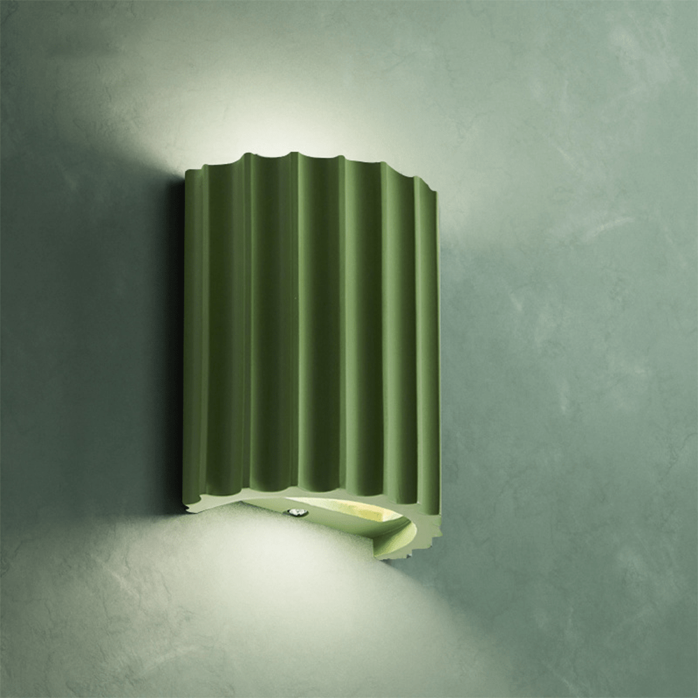 Modern Semi-Circular Resin Wall Sconce – Stylish Indoor Lighting