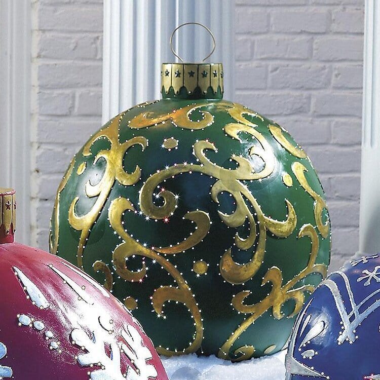 Giant PVC Christmas Outdoor Balloons – Festive Holiday Decor