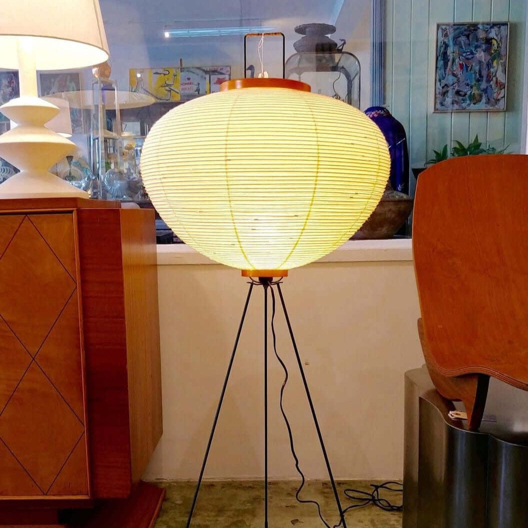 SereneGlow Rice Paper Floor Lamp – Minimalist Elegance