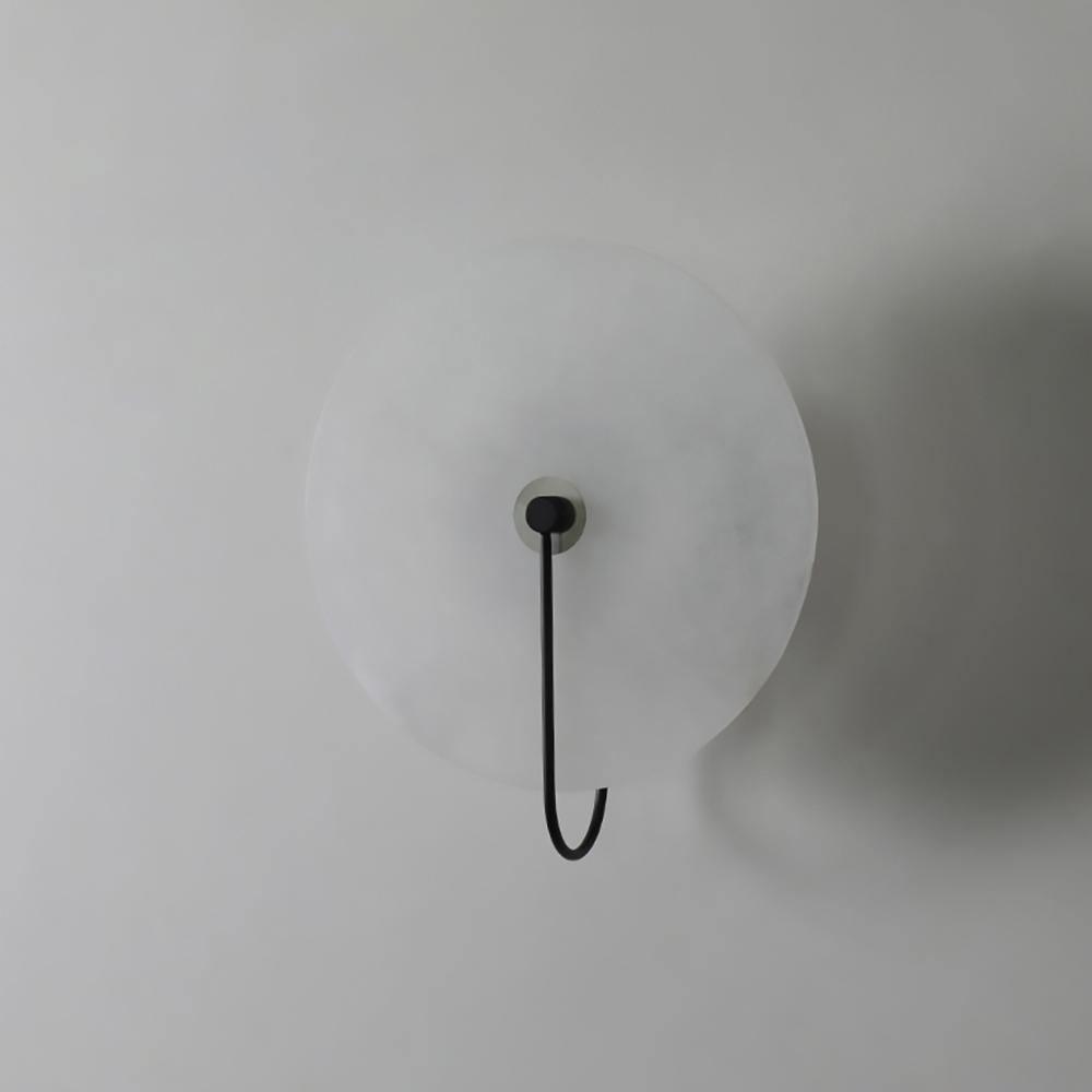 Alabaster LED Wall Lamp – Elegant Illumination for Any Space