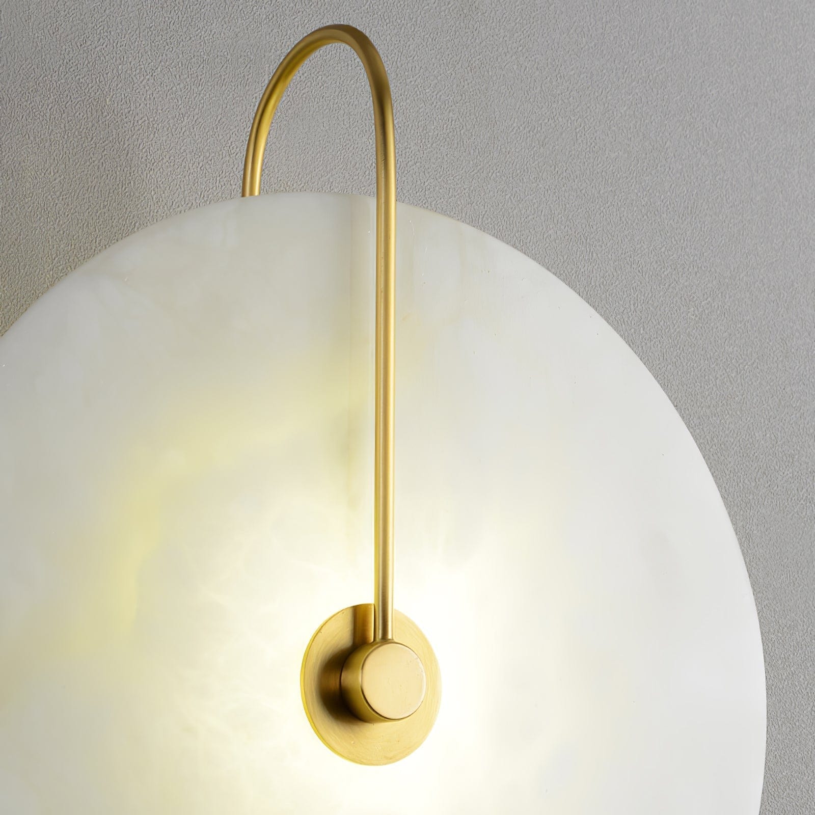 Alabaster LED Wall Lamp – Elegant Illumination for Any Space