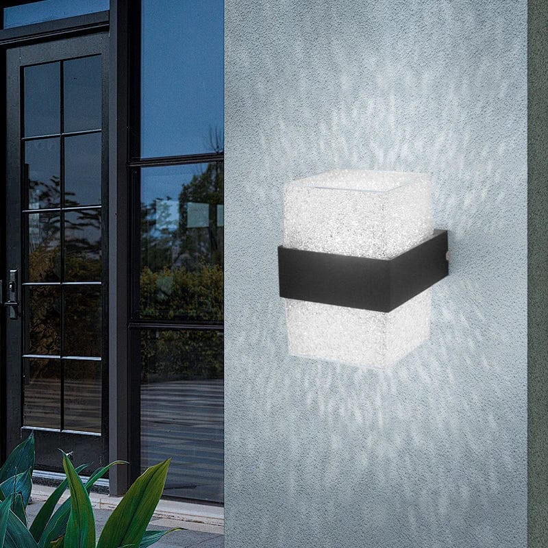 Outdoor Wall Light - Elegant & Weatherproof Design