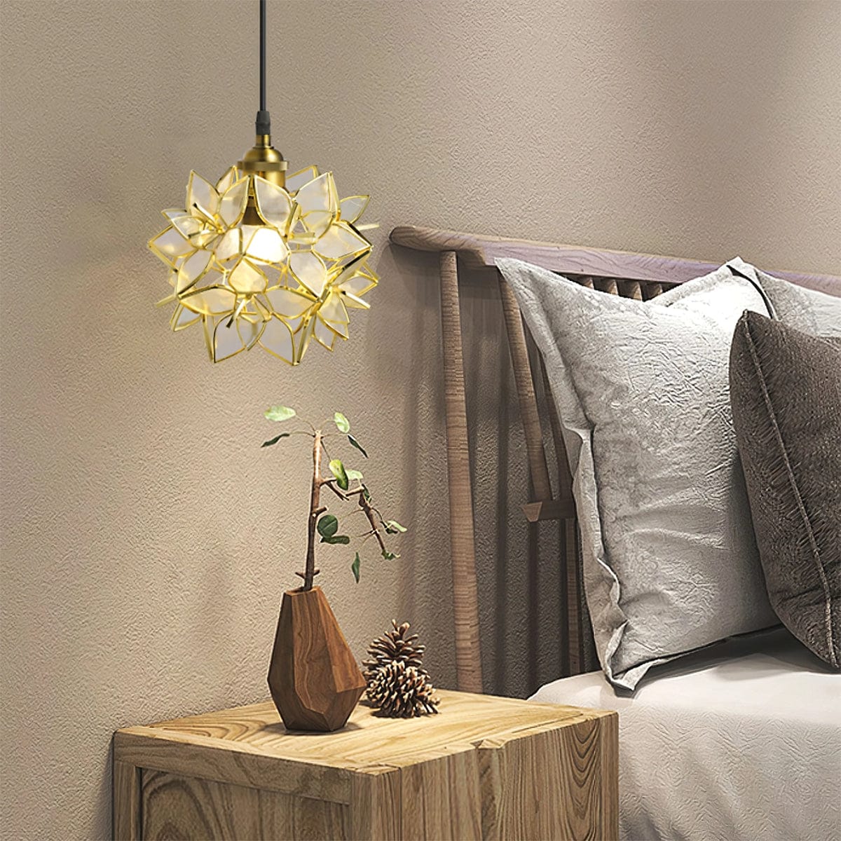 CapizShell Pendant Lamp – Natural Elegance and Modern Design