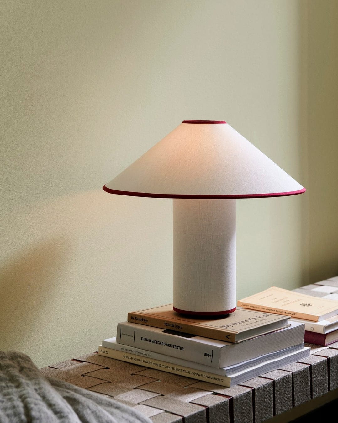 Colette Table Lamp – Timeless Design with Warm Lighting for Any Room