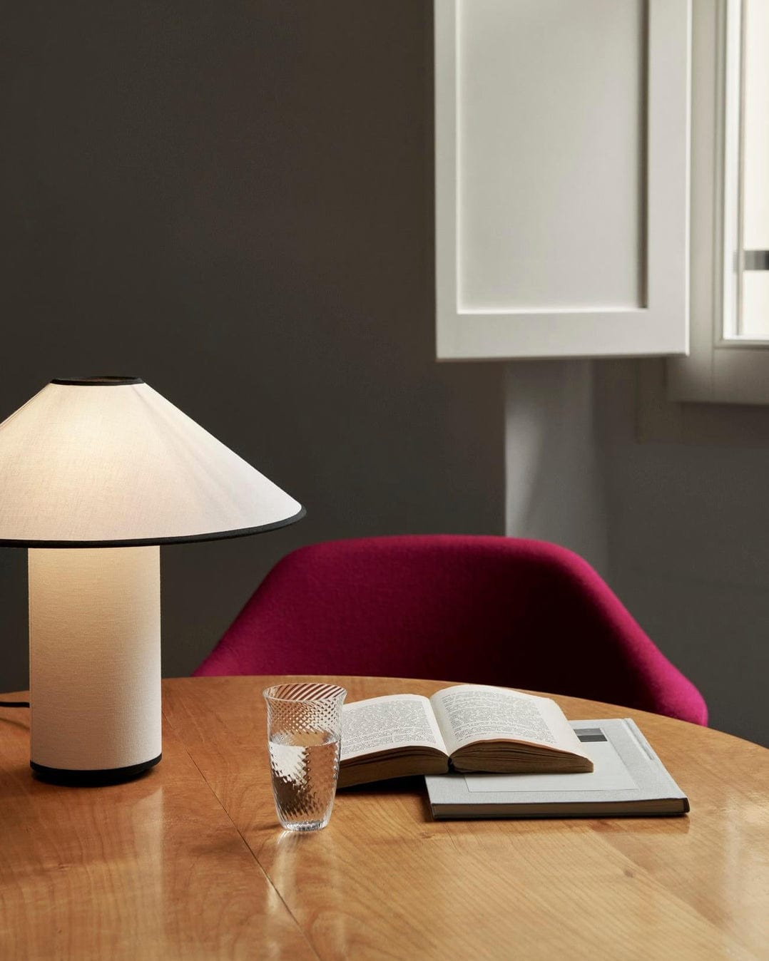 Colette Table Lamp – Timeless Design with Warm Lighting for Any Room