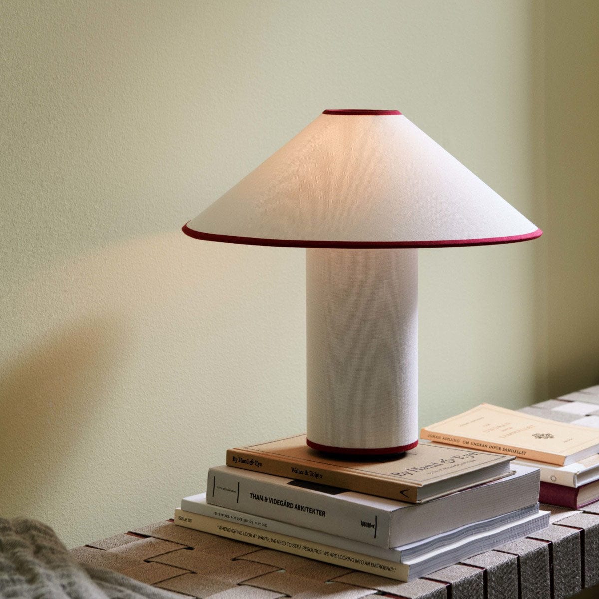 Colette Table Lamp – Timeless Design with Warm Lighting for Any Room