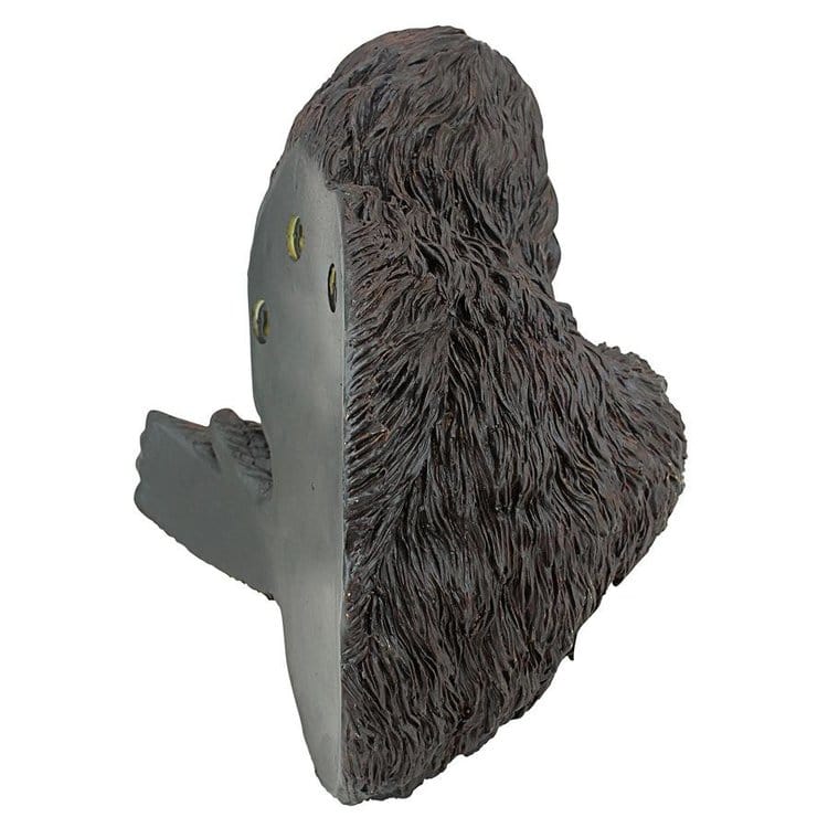 Legendary Bigfoot Yeti Garden Sculpture – High-Detail Design