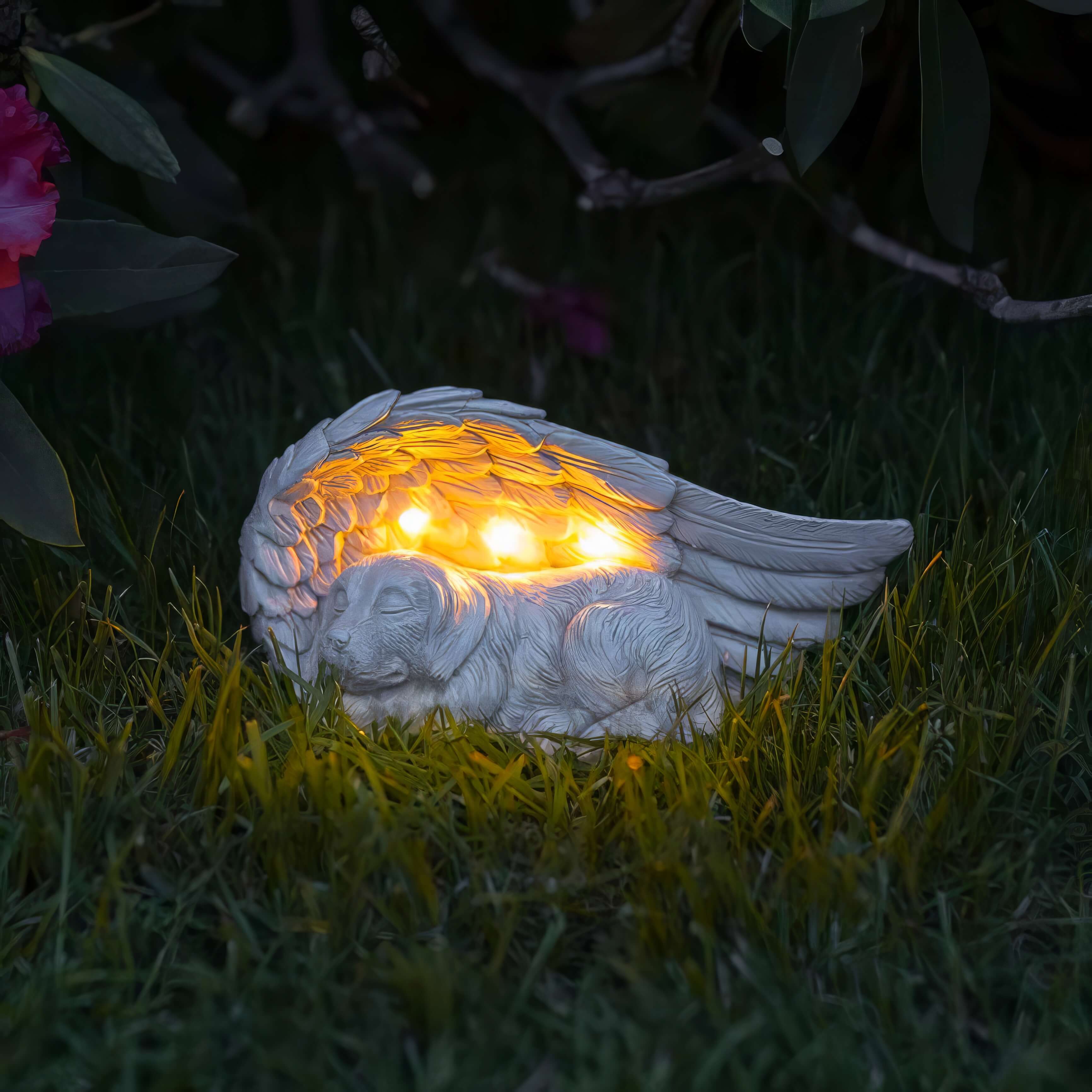 Dreamy Dog Glow Light – Sculpted Design