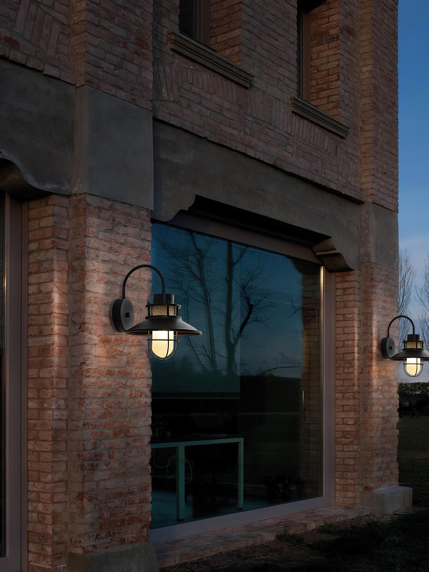 Felix Outdoor Lamp – Stylish Industrial Lighting Solution