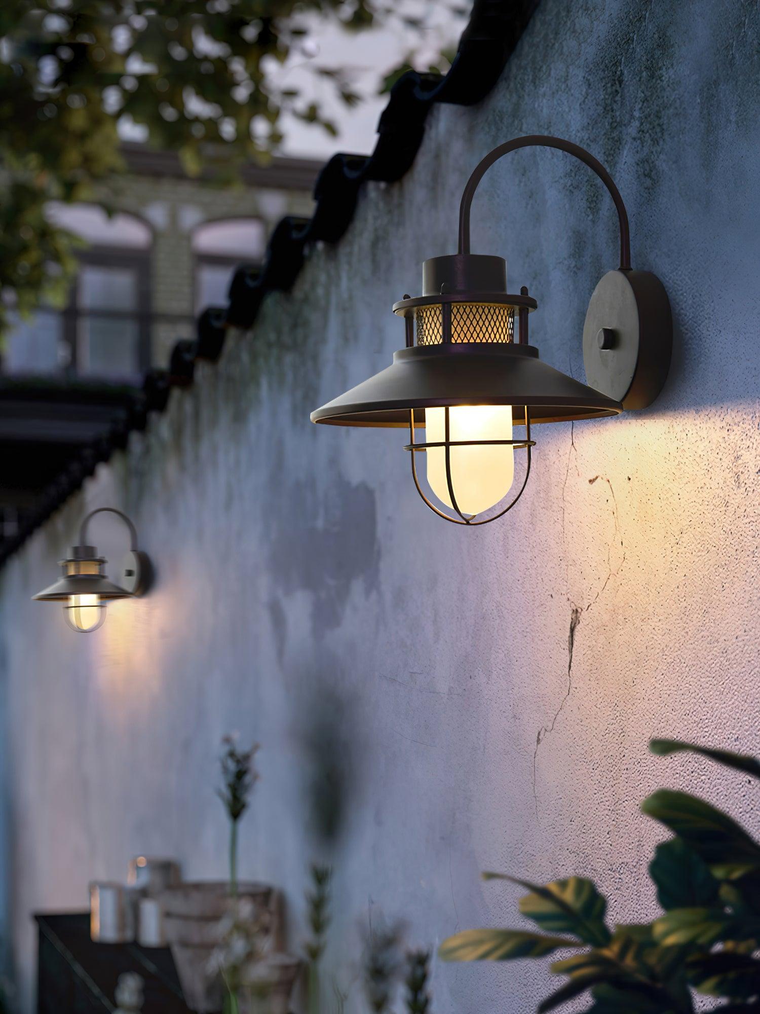 Felix Outdoor Lamp – Stylish Industrial Lighting Solution