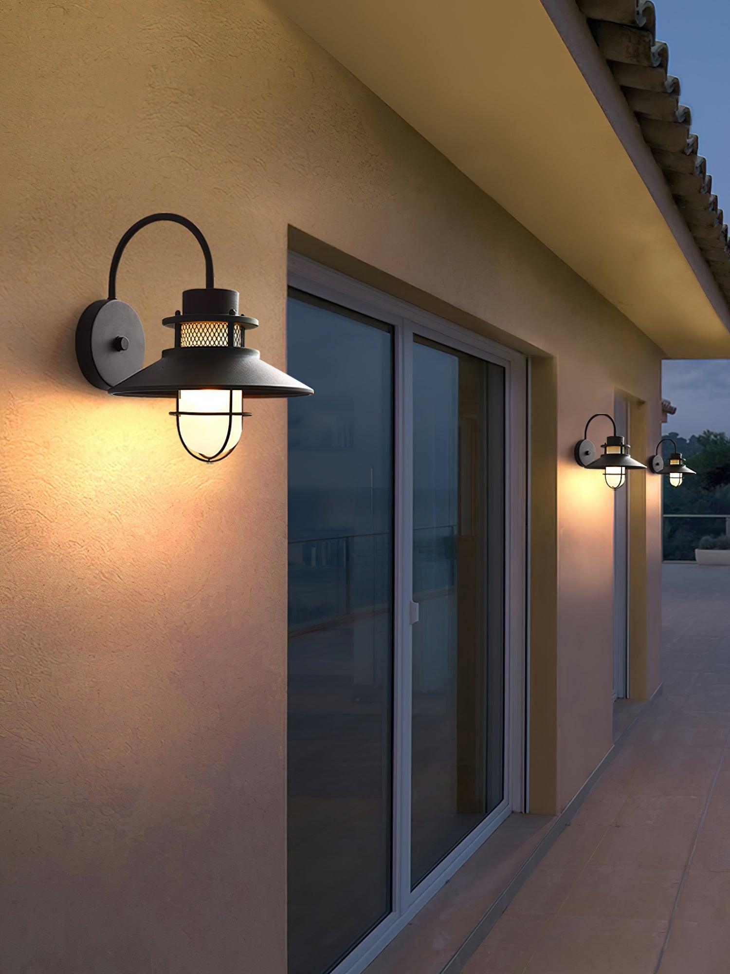 Felix Outdoor Lamp – Stylish Industrial Lighting Solution