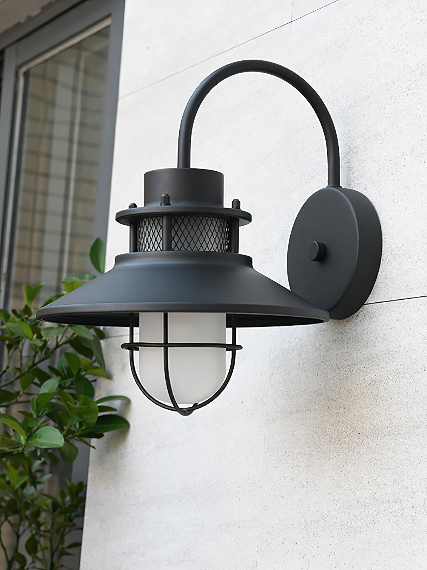 Felix Outdoor Lamp – Stylish Industrial Lighting Solution