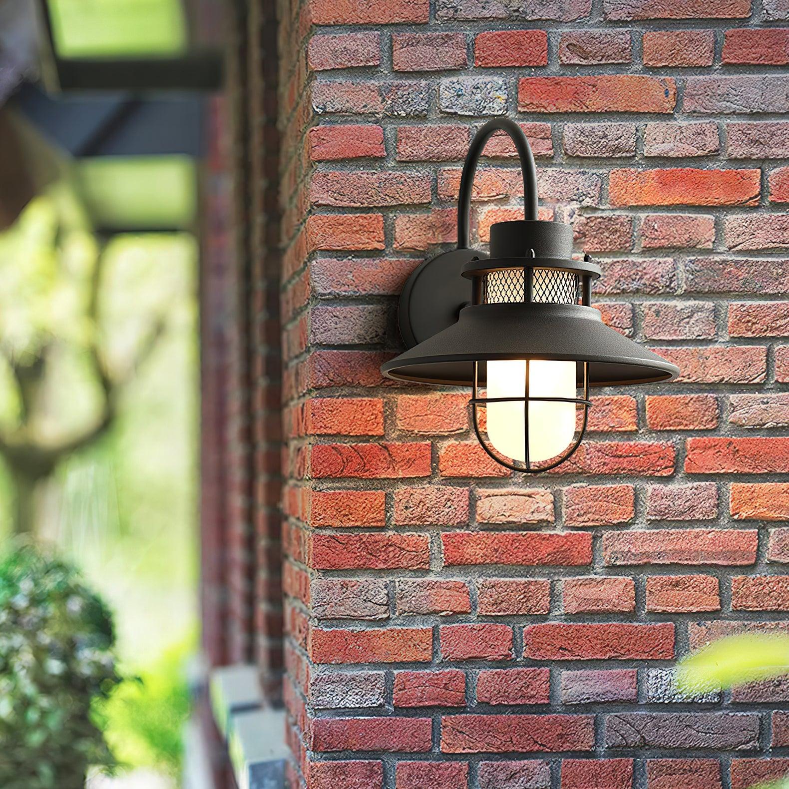 Felix Outdoor Lamp – Stylish Industrial Lighting Solution