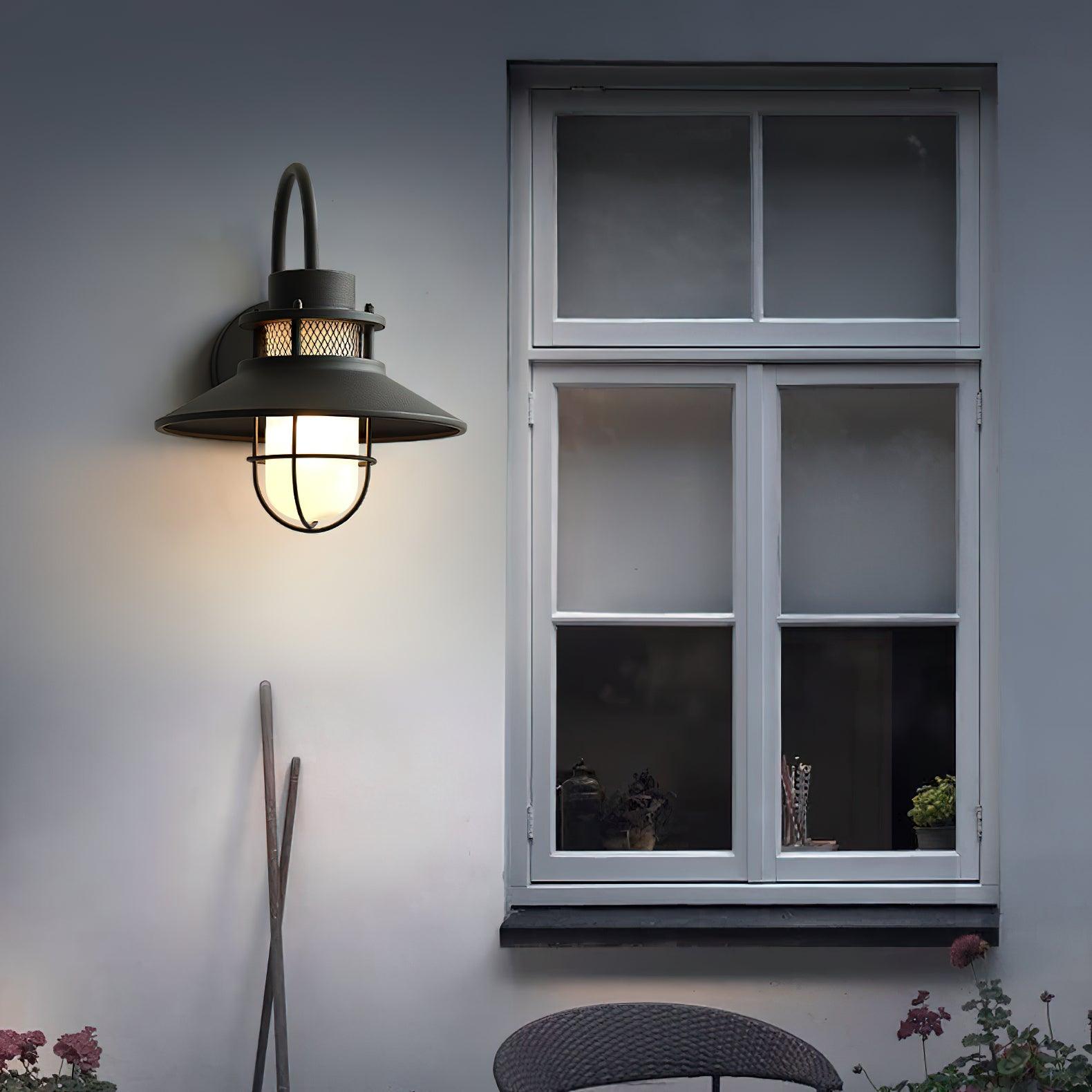 Felix Outdoor Lamp – Stylish Industrial Lighting Solution