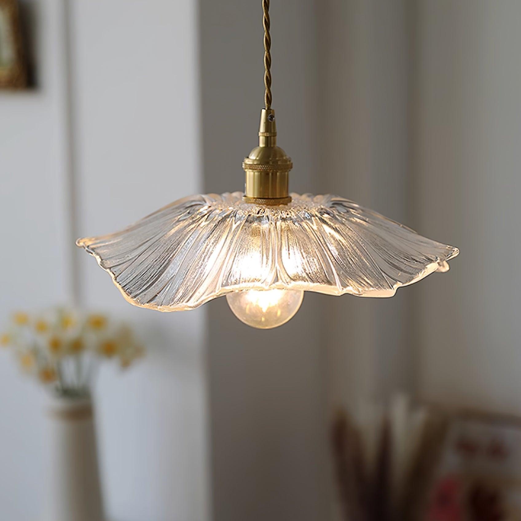 Vintage Flower Glass Pendant Light – Timeless Elegance for Your Home