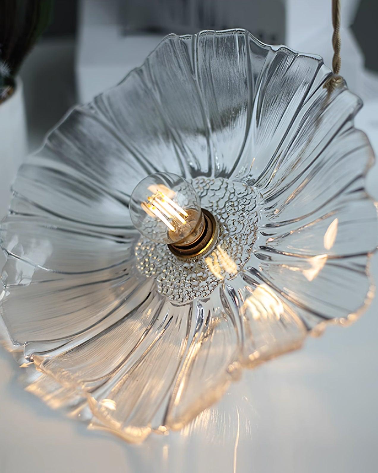 Vintage Flower Glass Pendant Light – Timeless Elegance for Your Home