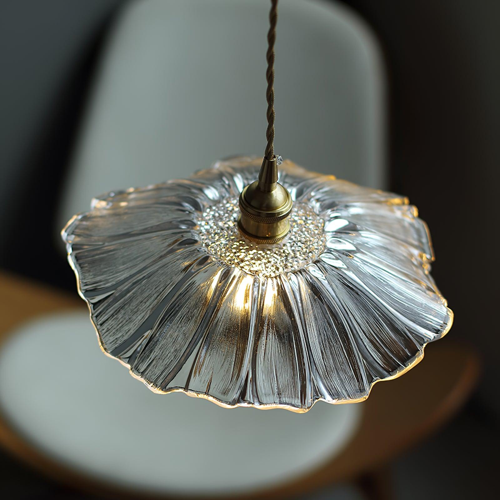 Vintage Flower Glass Pendant Light – Timeless Elegance for Your Home