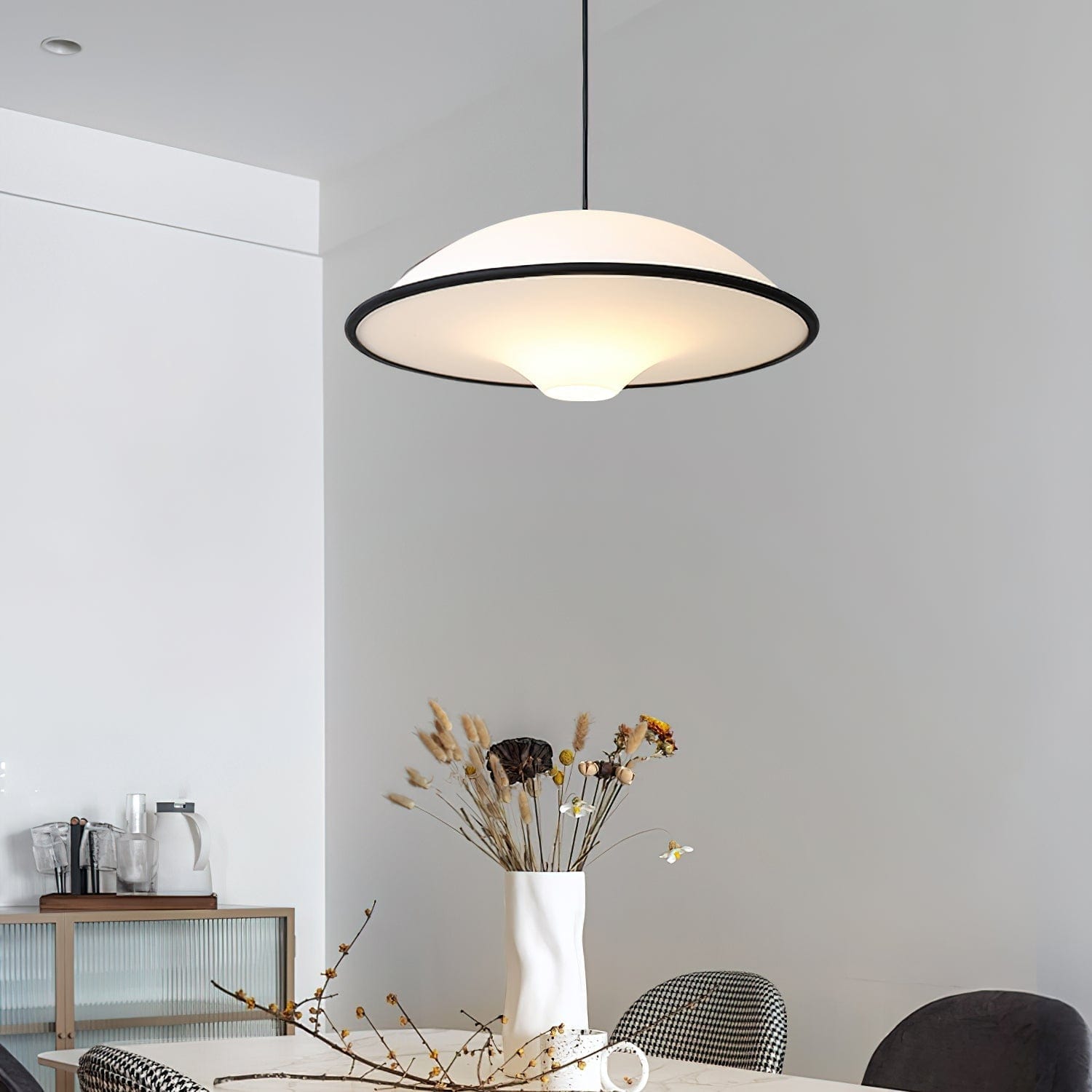 Fontana Pendant Light – Modern UFO-Inspired Elegance