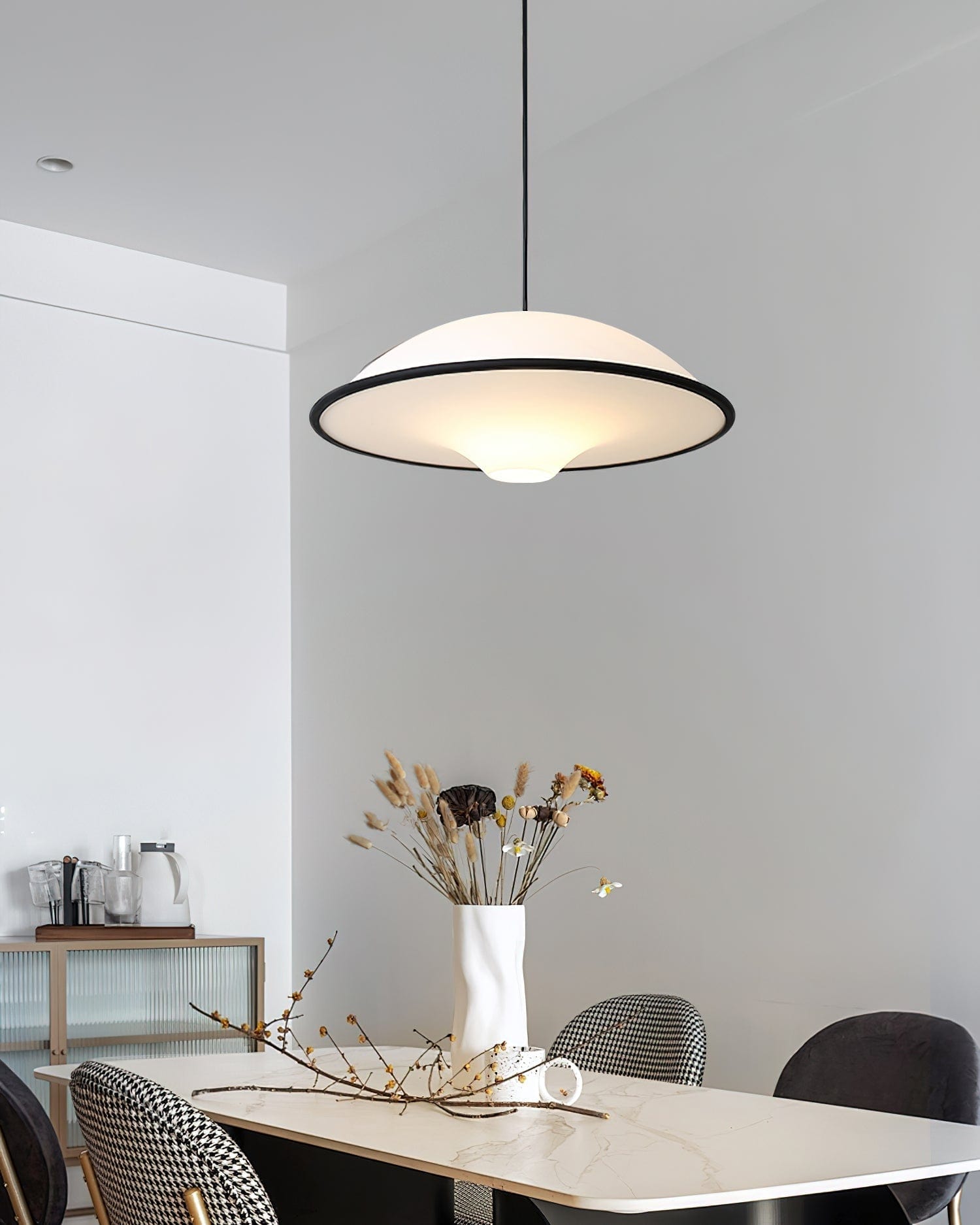 Fontana Pendant Light – Modern UFO-Inspired Elegance