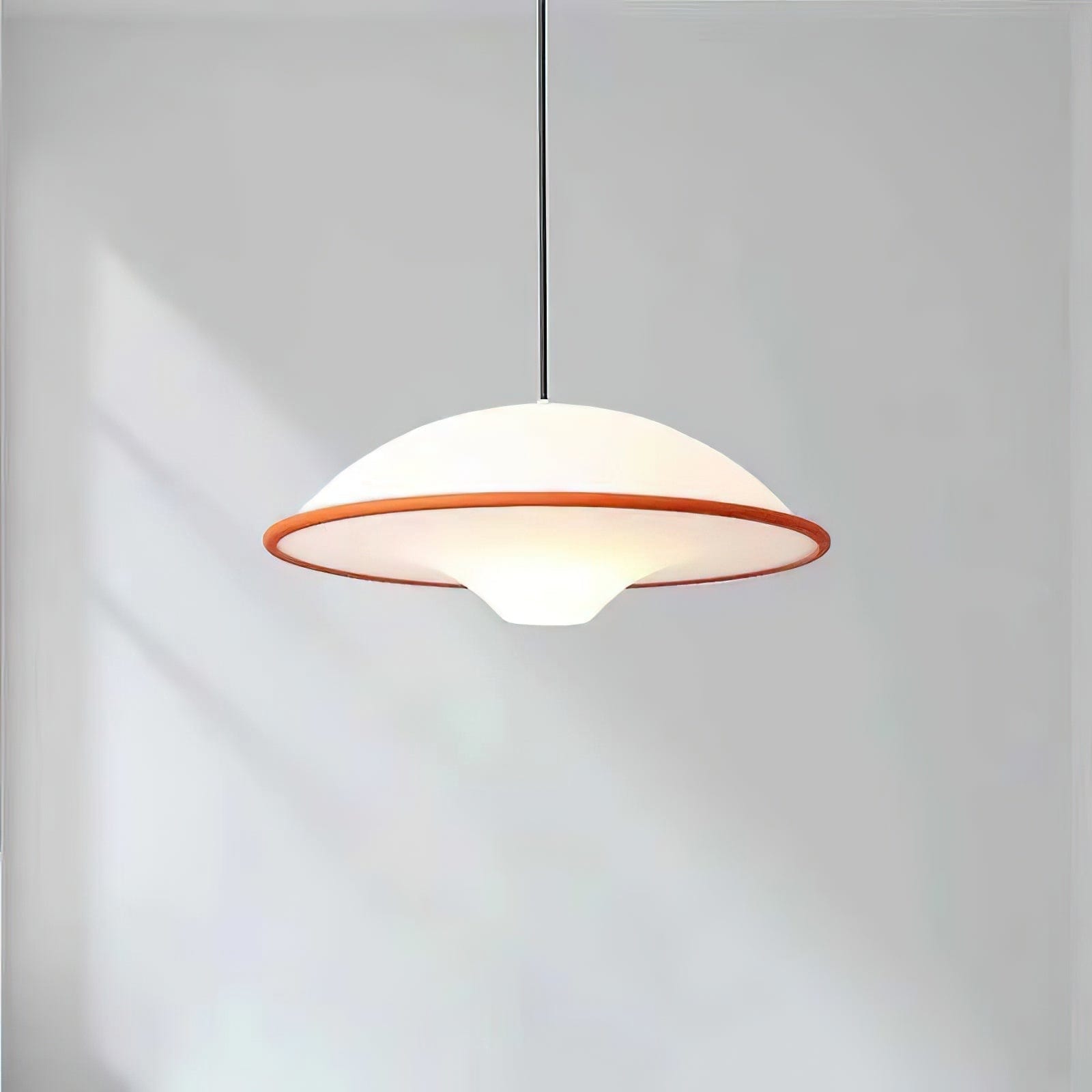 Fontana Pendant Light – Modern UFO-Inspired Elegance