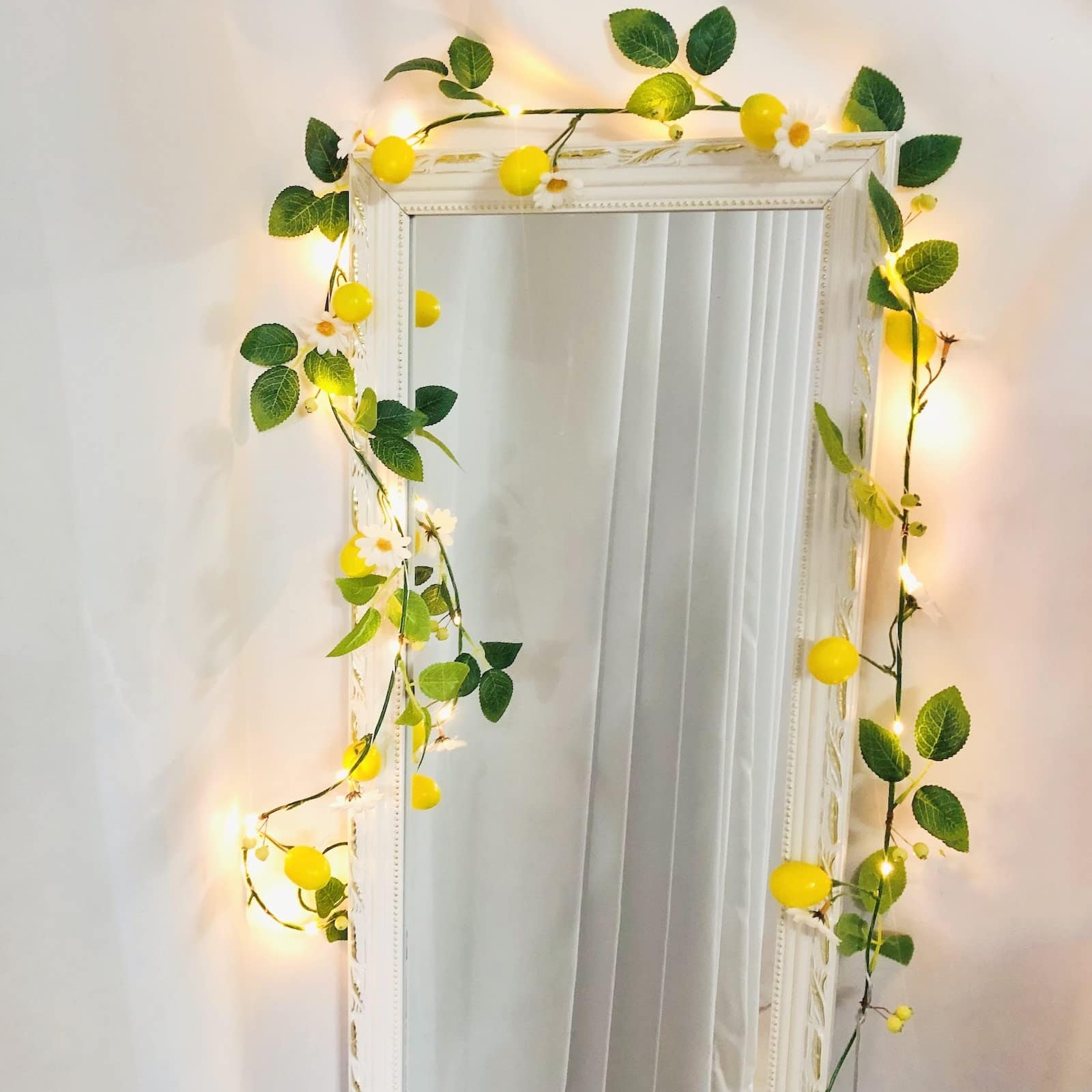 Luminous Lemon Lights – Elegant Fairy Garland |