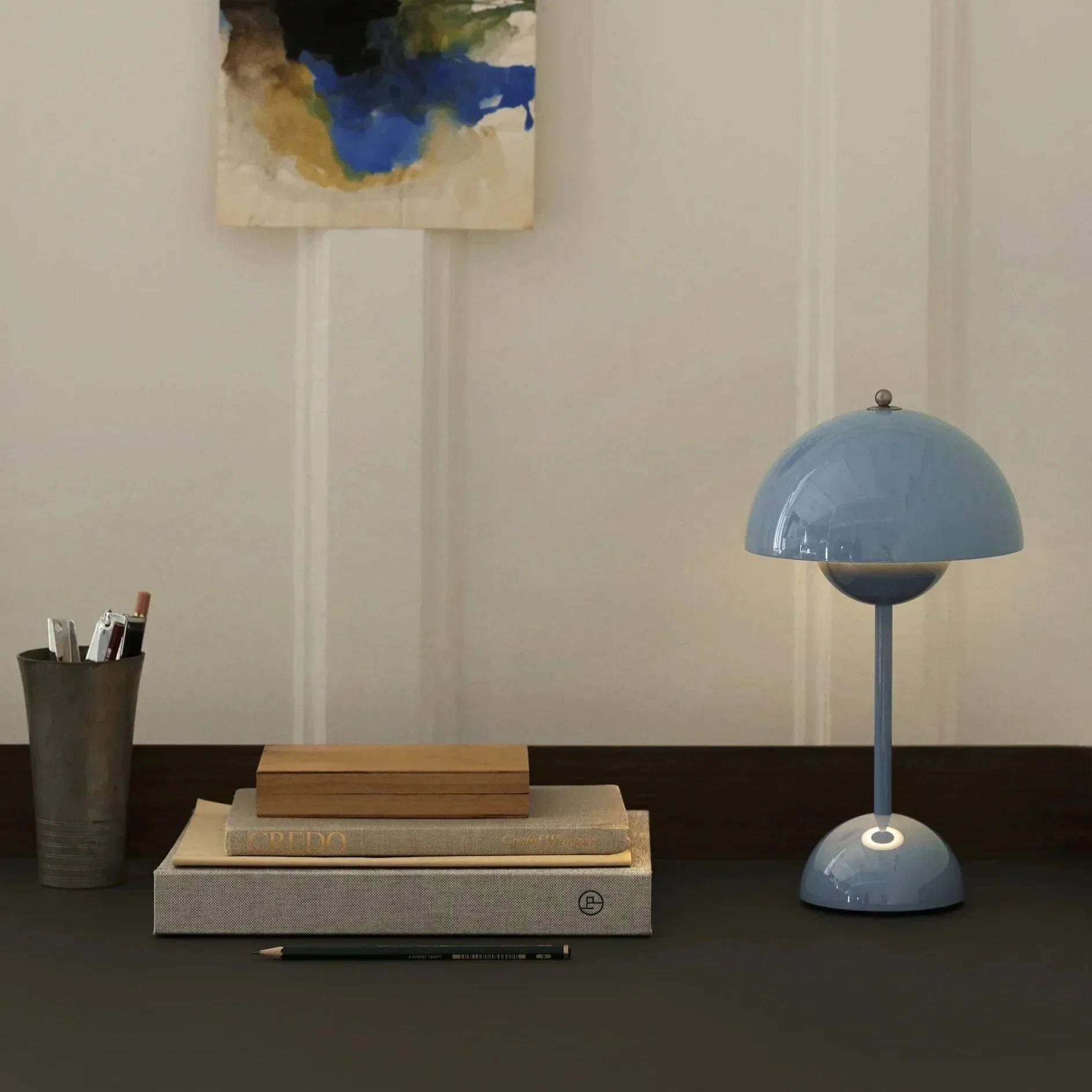 Flowerpot V2 Table Lamp – Elegant, Cordless & Dimmable Icon