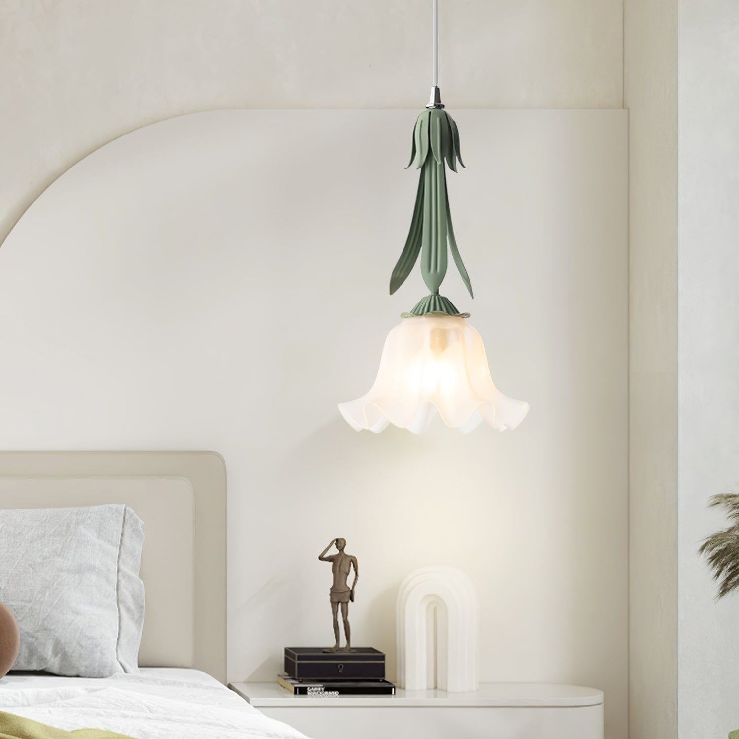 Lily of the Valley Pendant Light – Natural Elegance with a Delicate Design