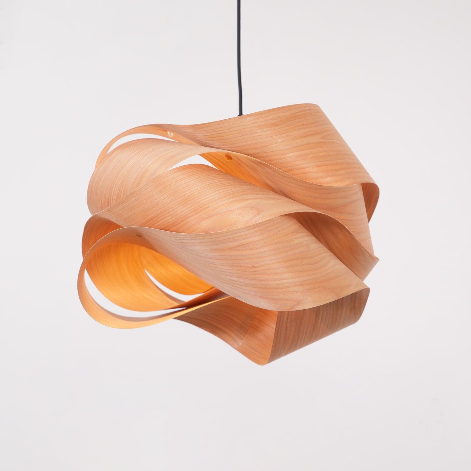 LinkWood Pendant Light – Modern Elegance with Natural Warmth