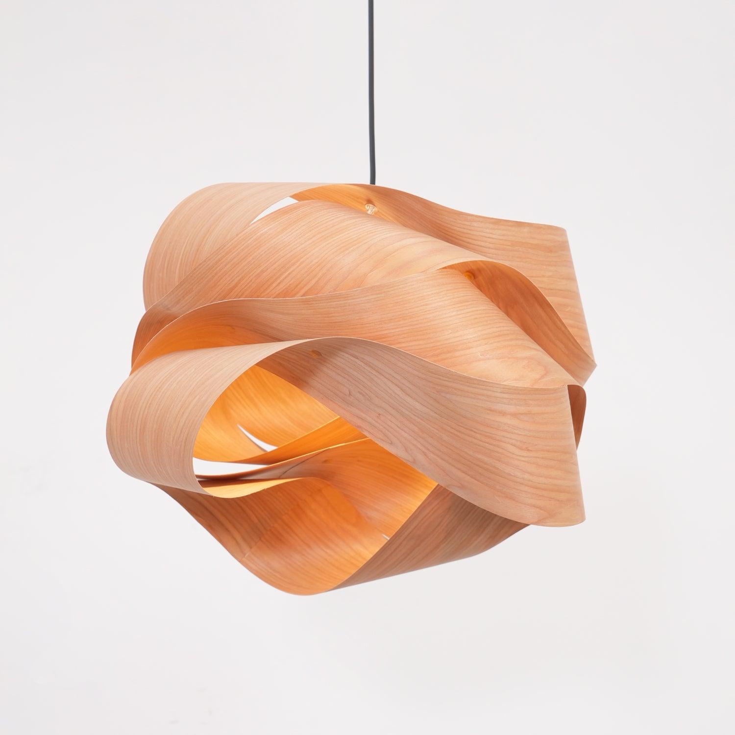 LinkWood Pendant Light – Modern Elegance with Natural Warmth