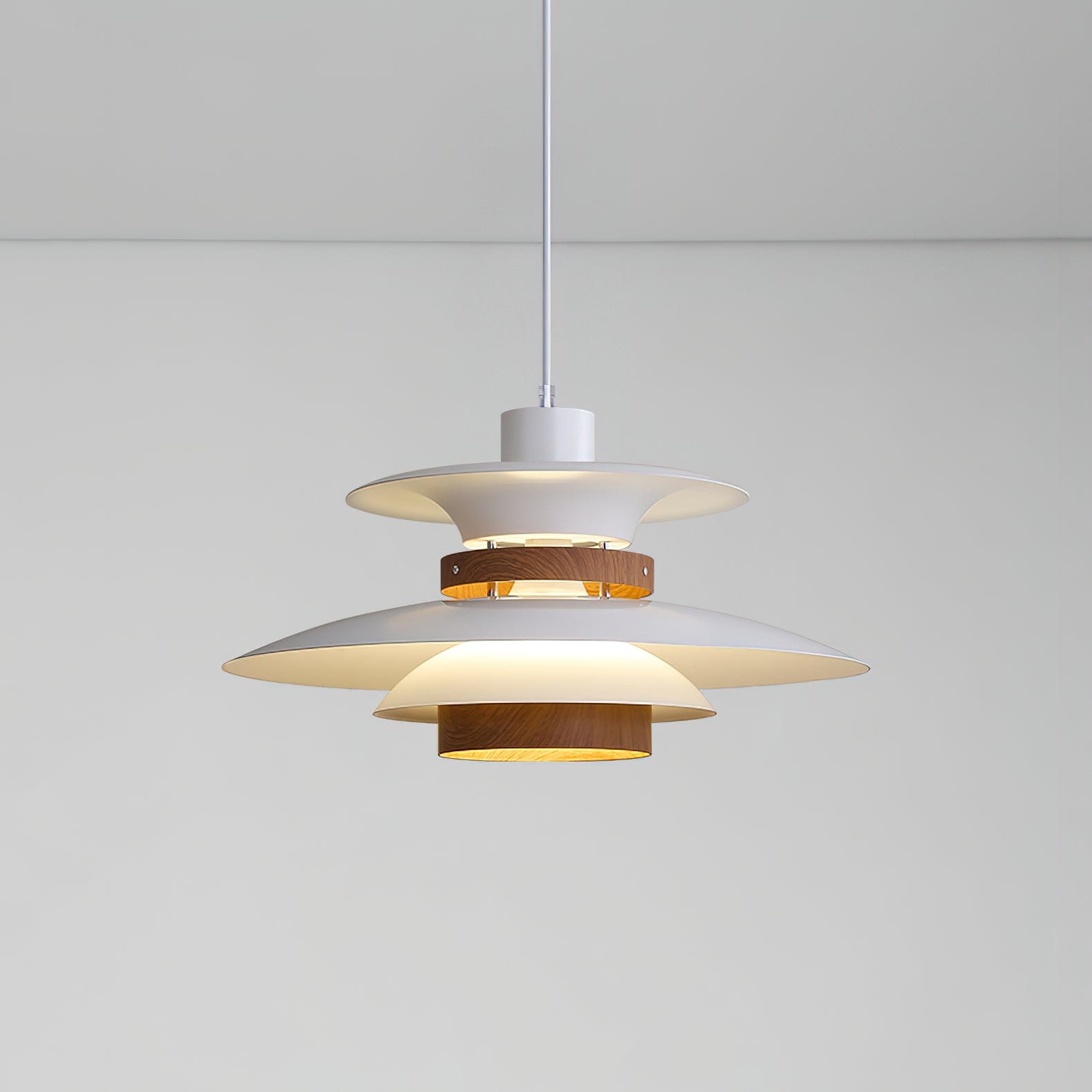 LuxeGlow Pendant – Refined Lighting for Modern Spaces