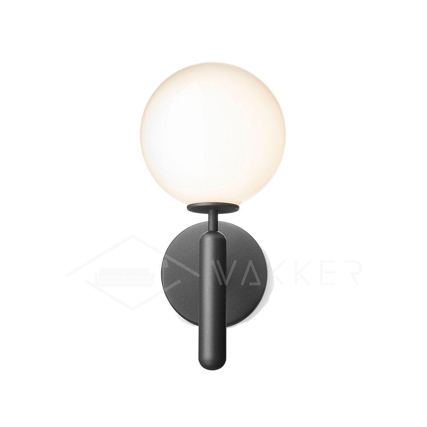 Scandiluxe Wall Light - Elegant Minimalist Design for Modern Interiors