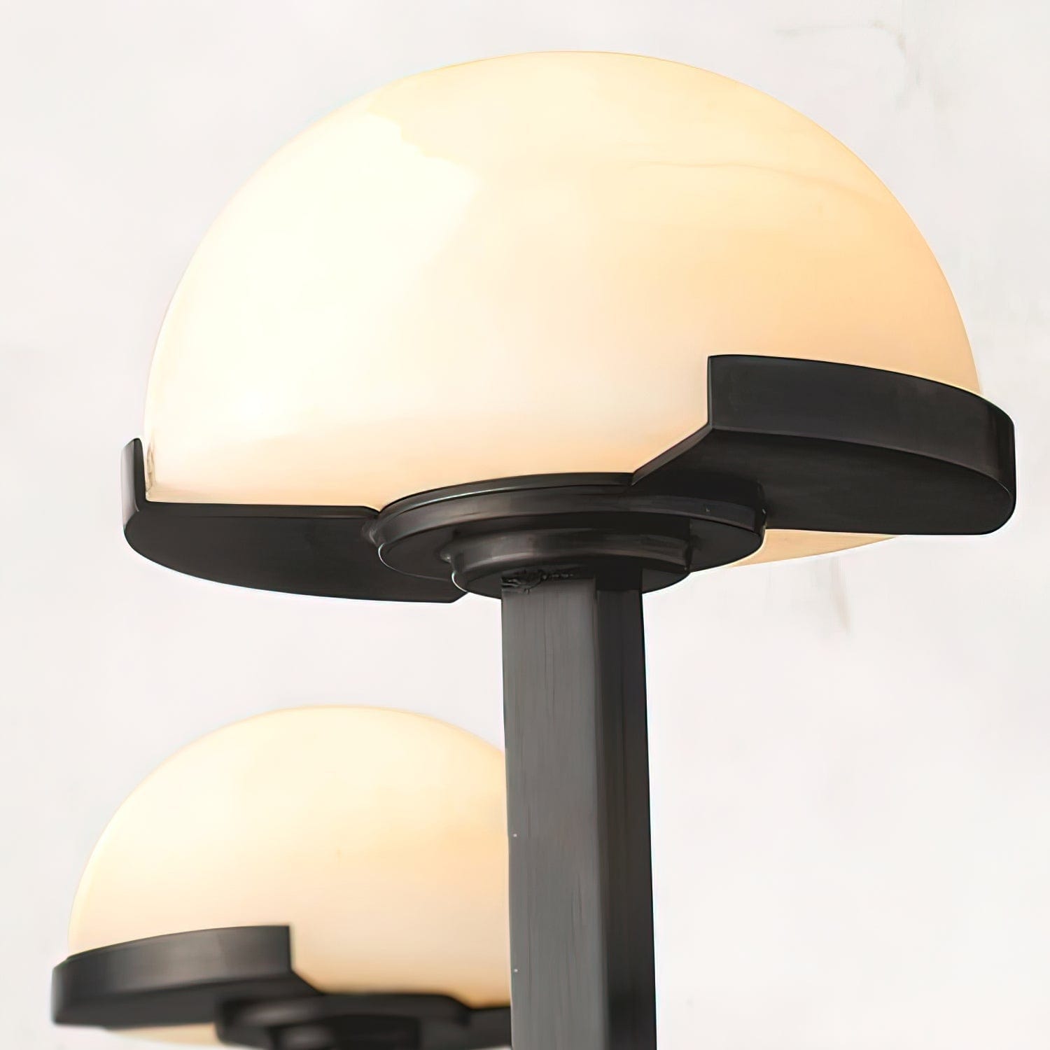 Mushroom Alabaster Wall Lamp – Elegant LED Wall Light Fixture