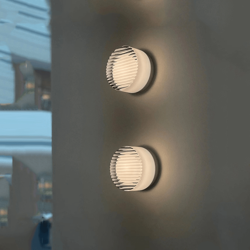 Modern Round LED Wall Light for Indoor and Outdoor Use