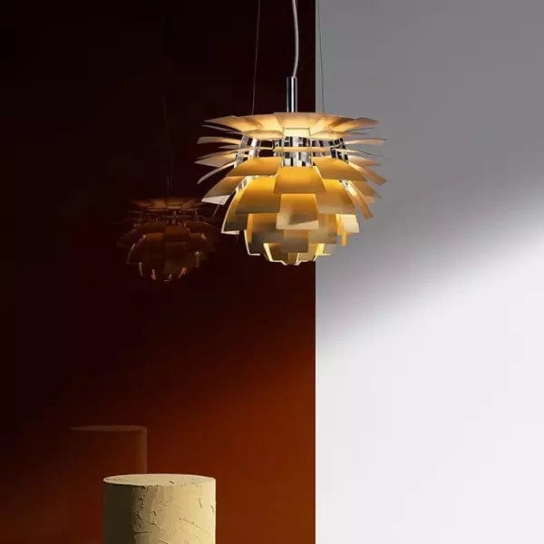 Modern Artichoke Metal Pendant Lamp - Sculptural Design with Dynamic Lighting