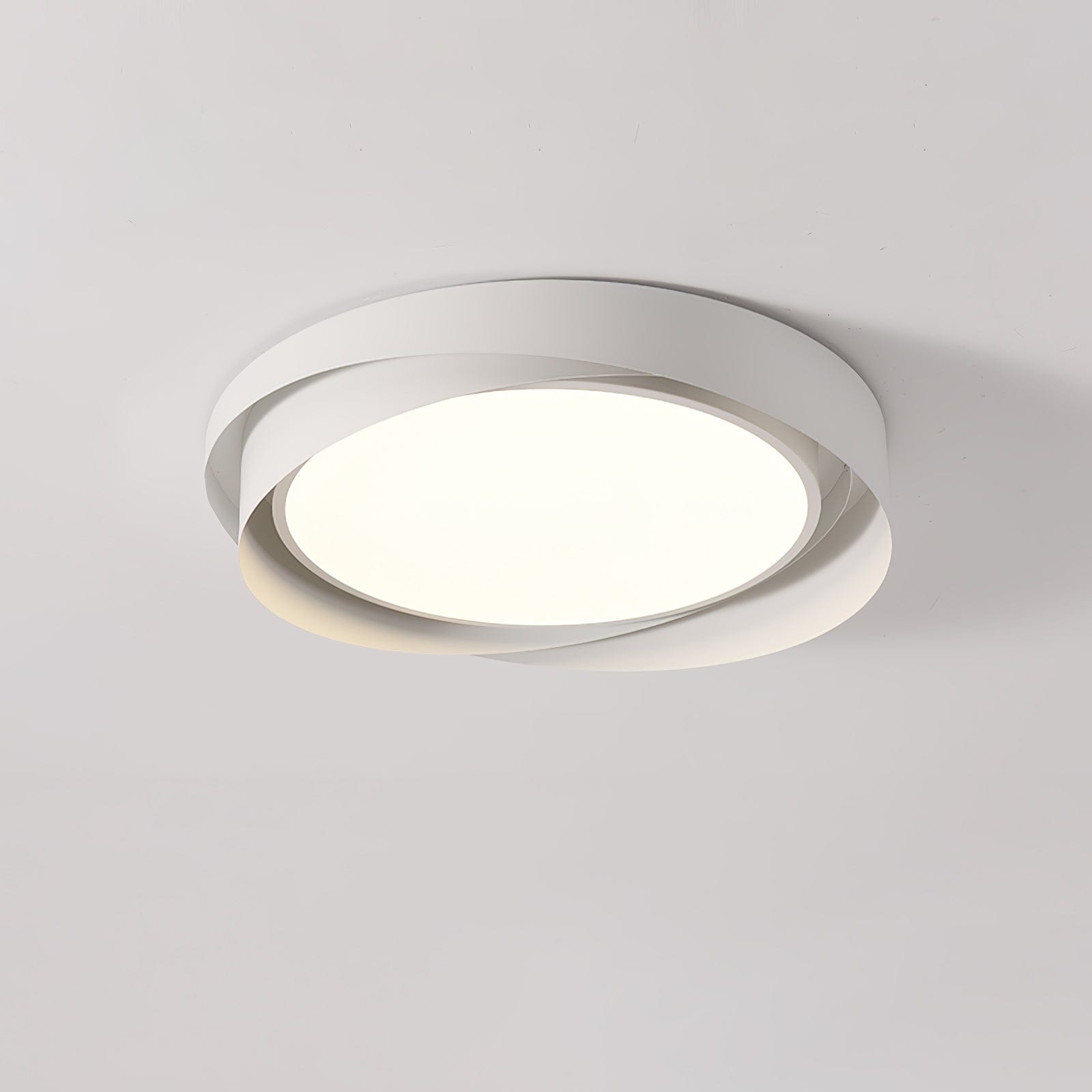 Quinn Ceiling Light – Modern Sophistication with Gentle Illumination