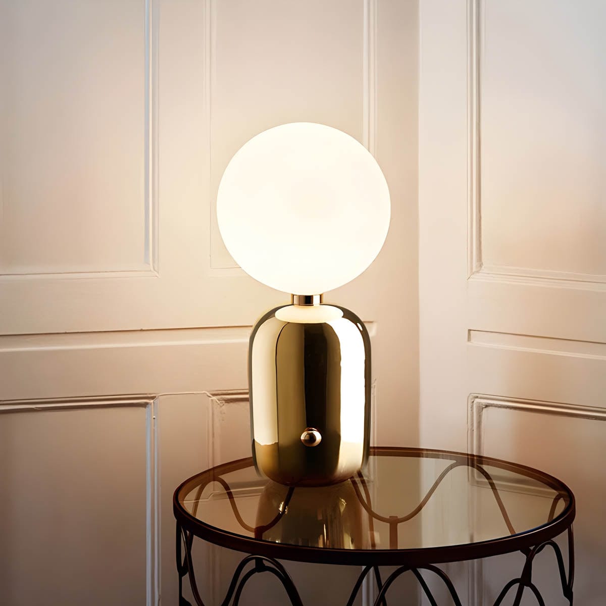 RAISO Table Lamp – Timeless Elegance with Refined Design