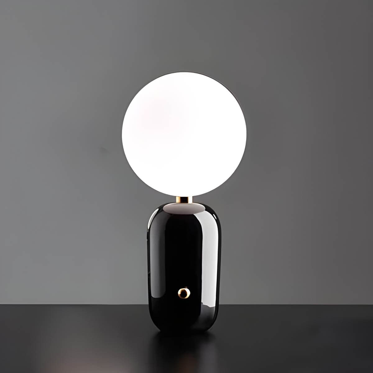 RAISO Table Lamp – Timeless Elegance with Refined Design