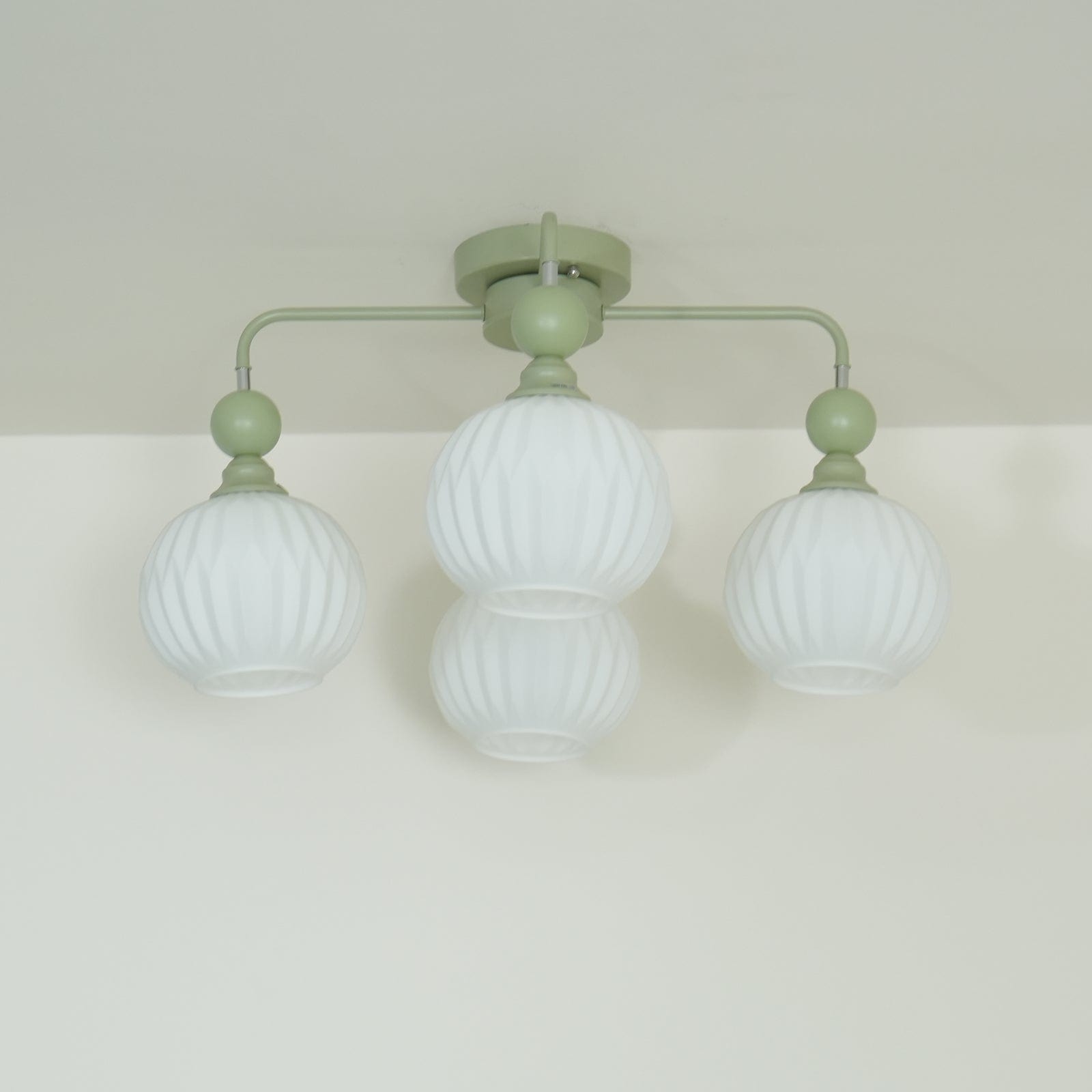 Rylee Ceiling Light - Sophisticated Pumpkin-Shaped Design in Matcha Green