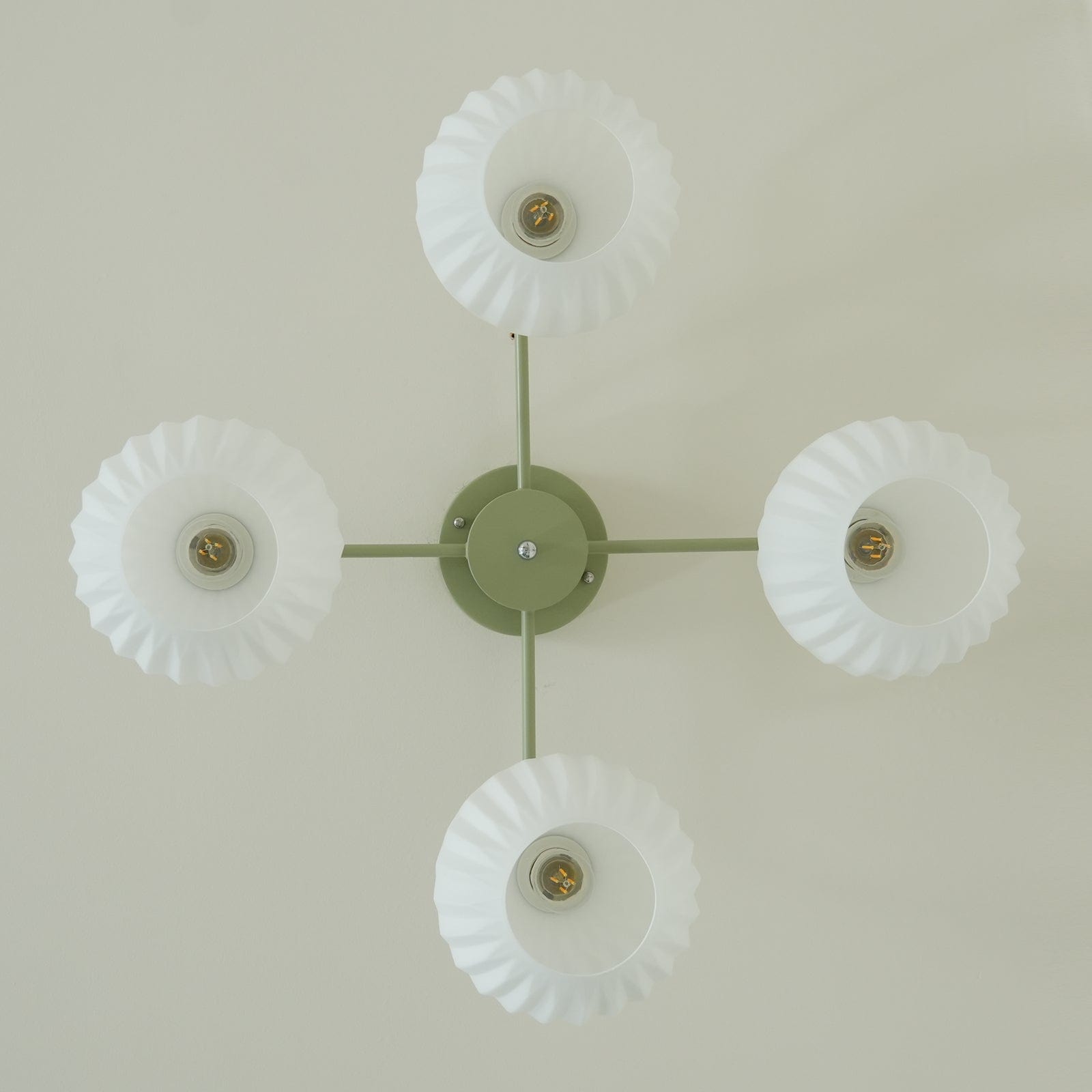 Rylee Ceiling Light - Sophisticated Pumpkin-Shaped Design in Matcha Green