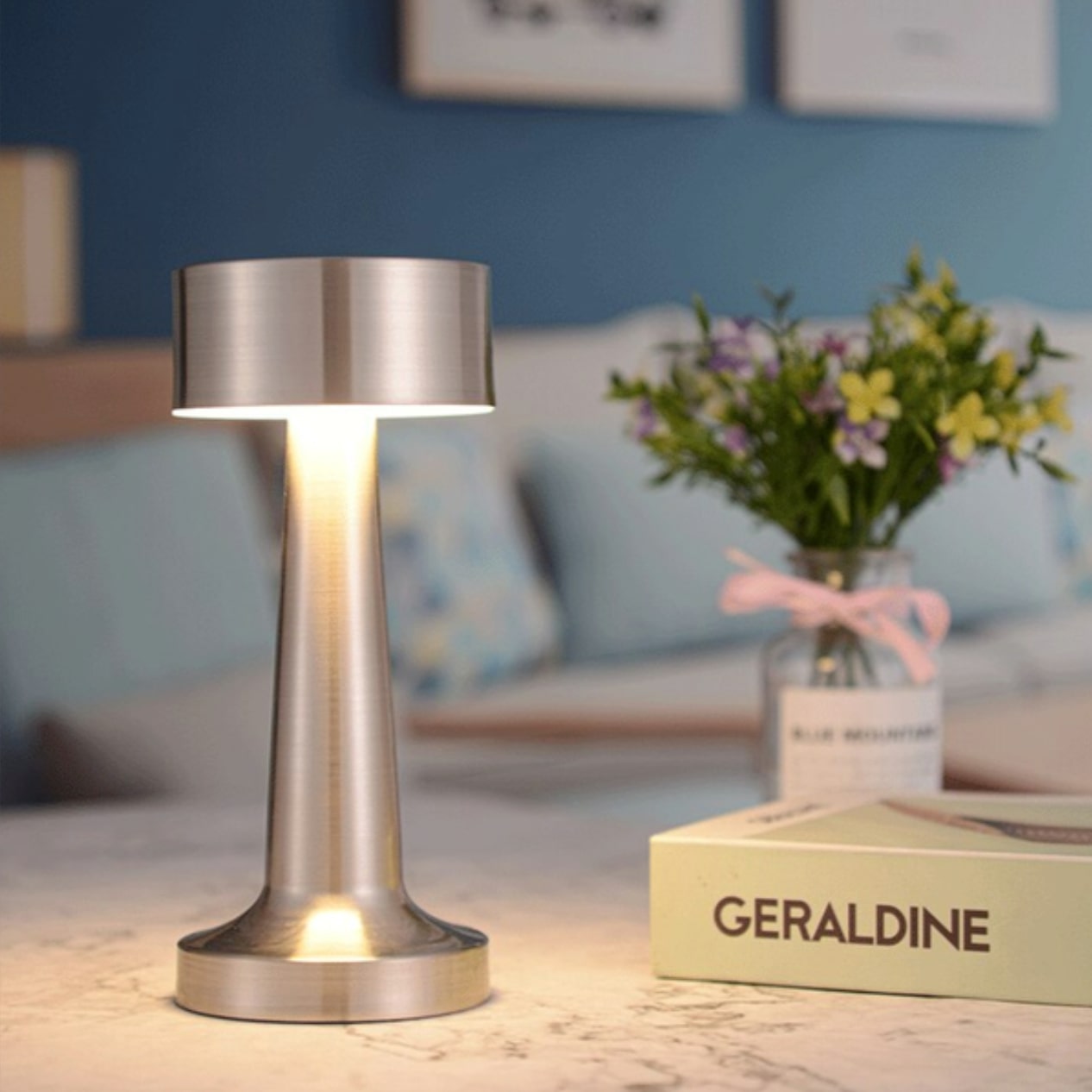 Elegant Dimmable Bar Lamp – LED & Energy-Efficient