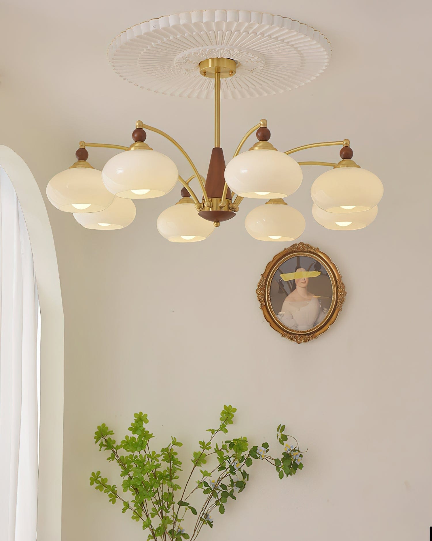 Retro Melodica Victorian-Inspired Chandelier with Brass and Wood Design