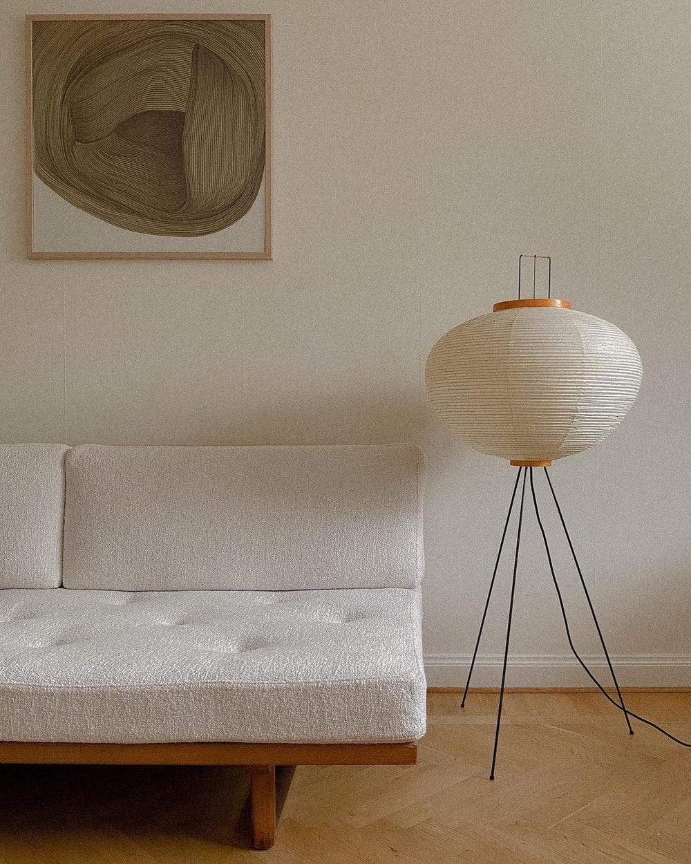 SereneGlow Rice Paper Floor Lamp – Minimalist Elegance