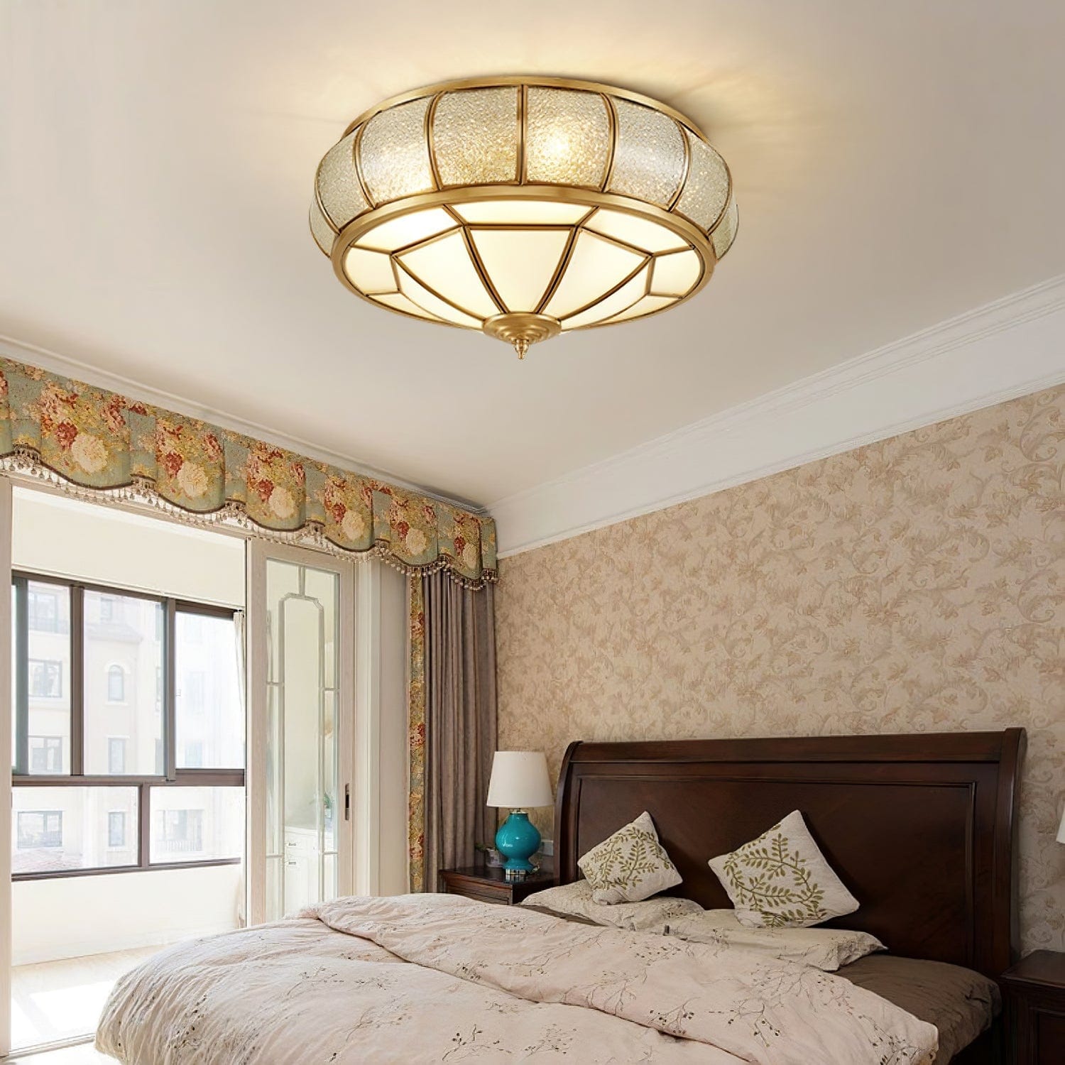 Round Textured Glass Ceiling Light - Elegant Flush Mount LED Fixture for Soft Ambient Lighting