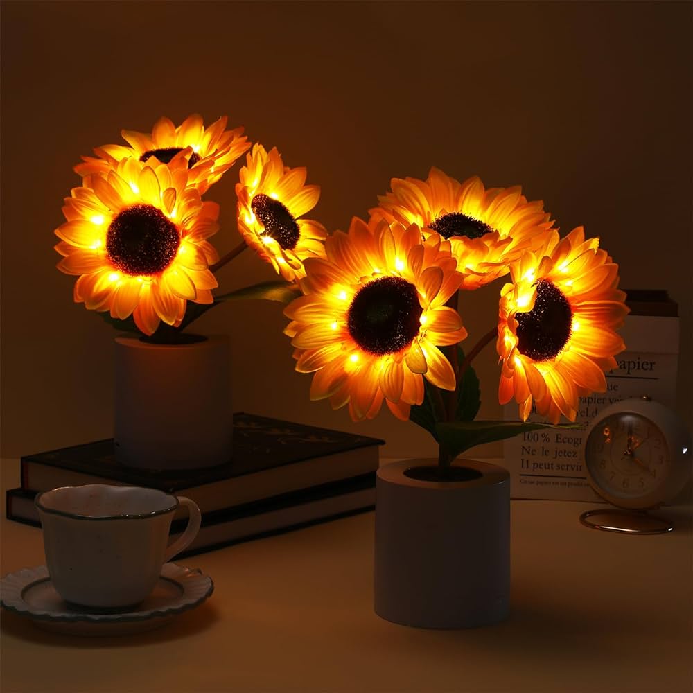 Shimmering Sunflower Lamp – Nature-Inspired Golden Glow