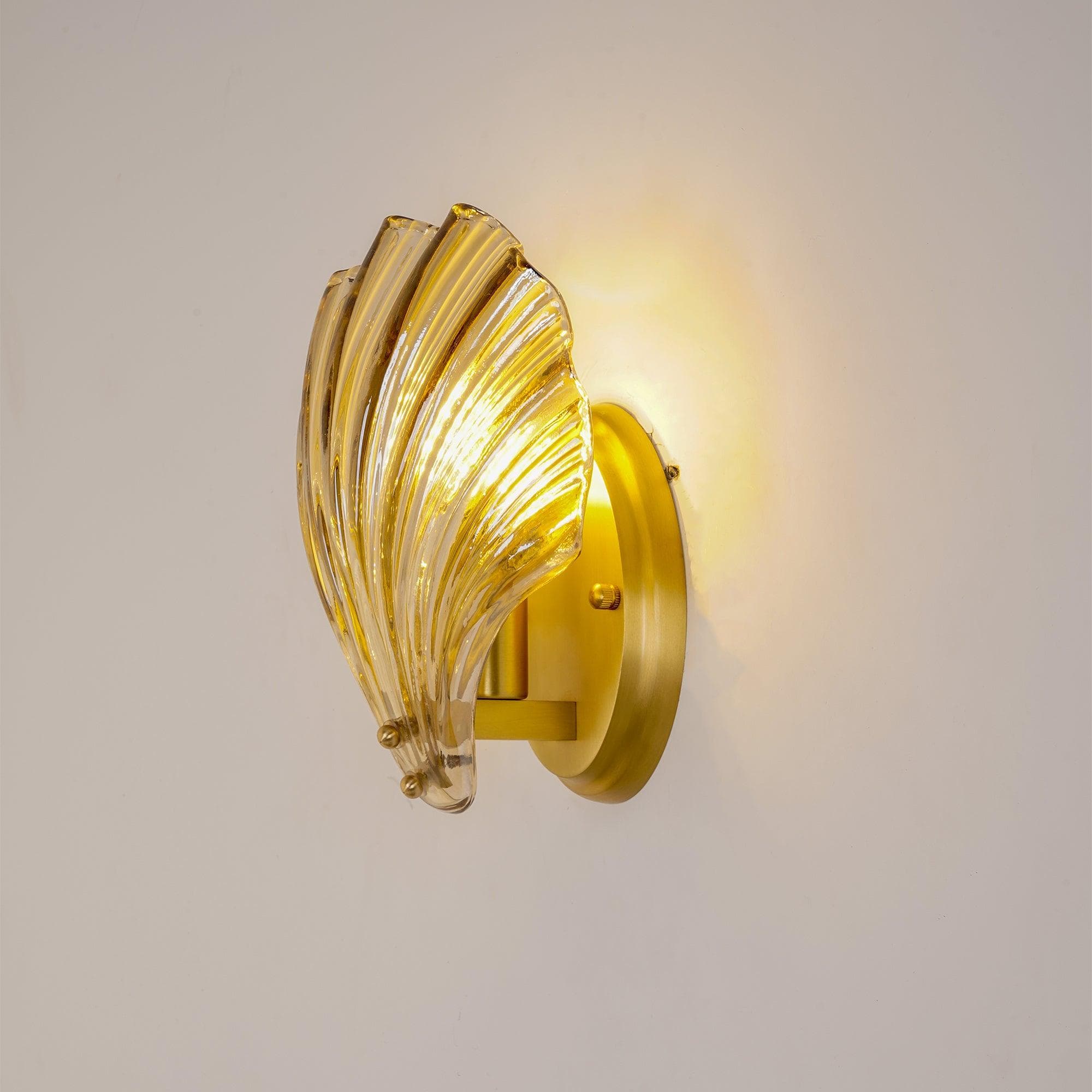 Elegant Shell Wall Light for Nautical Decor